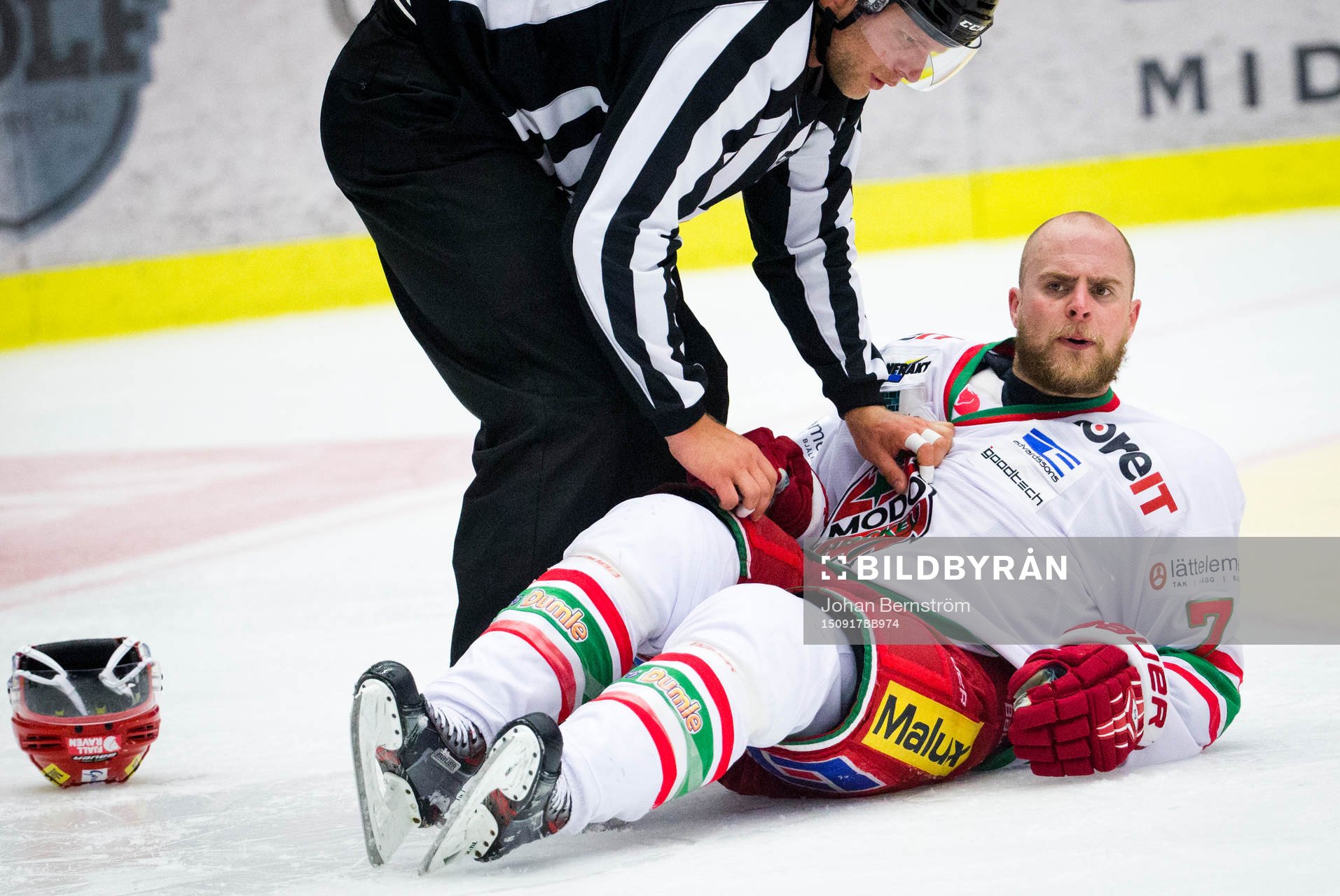 Modos Niklas Torp är arg