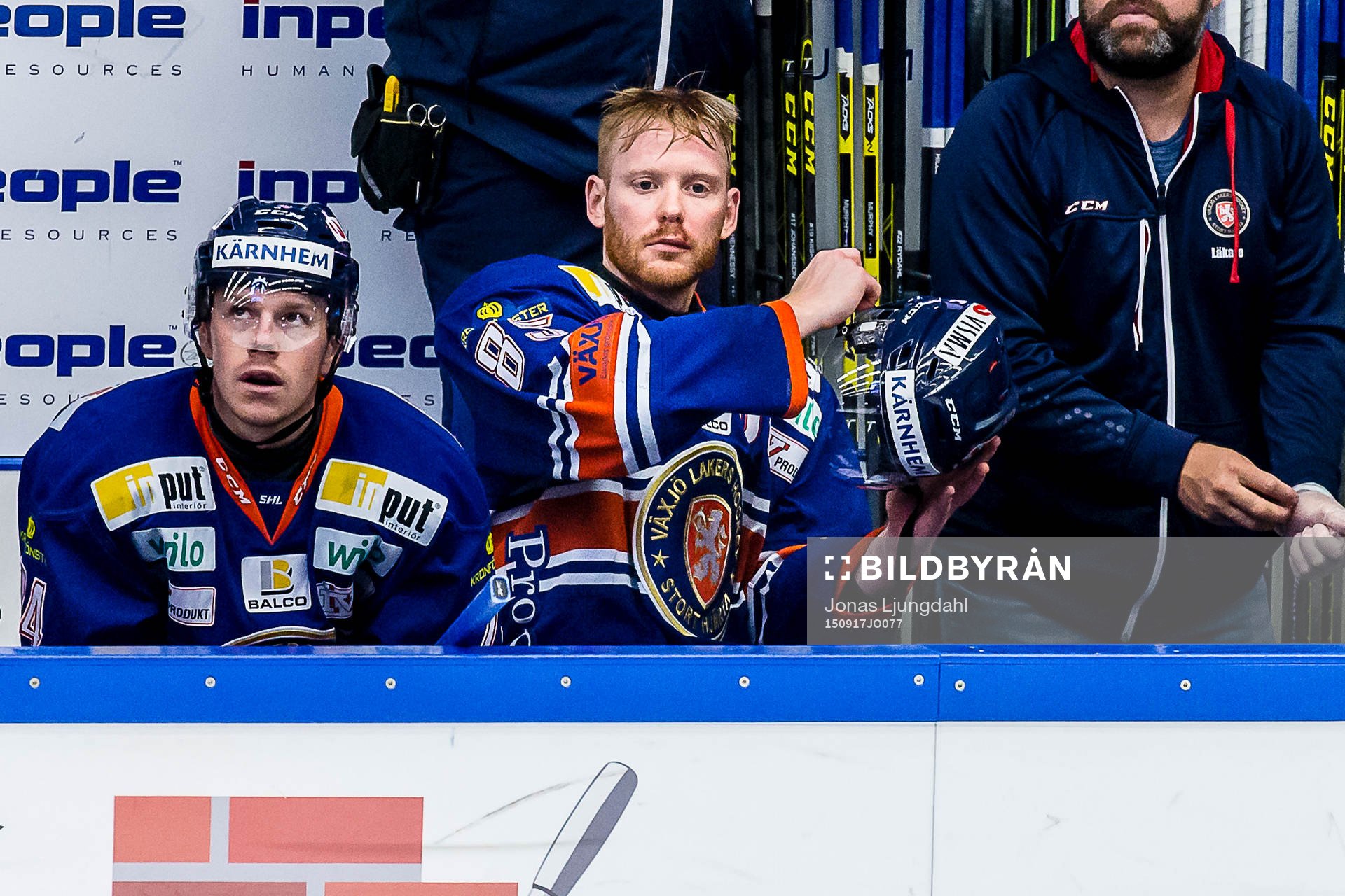 Växjös Liam Reddox blöder från munnen