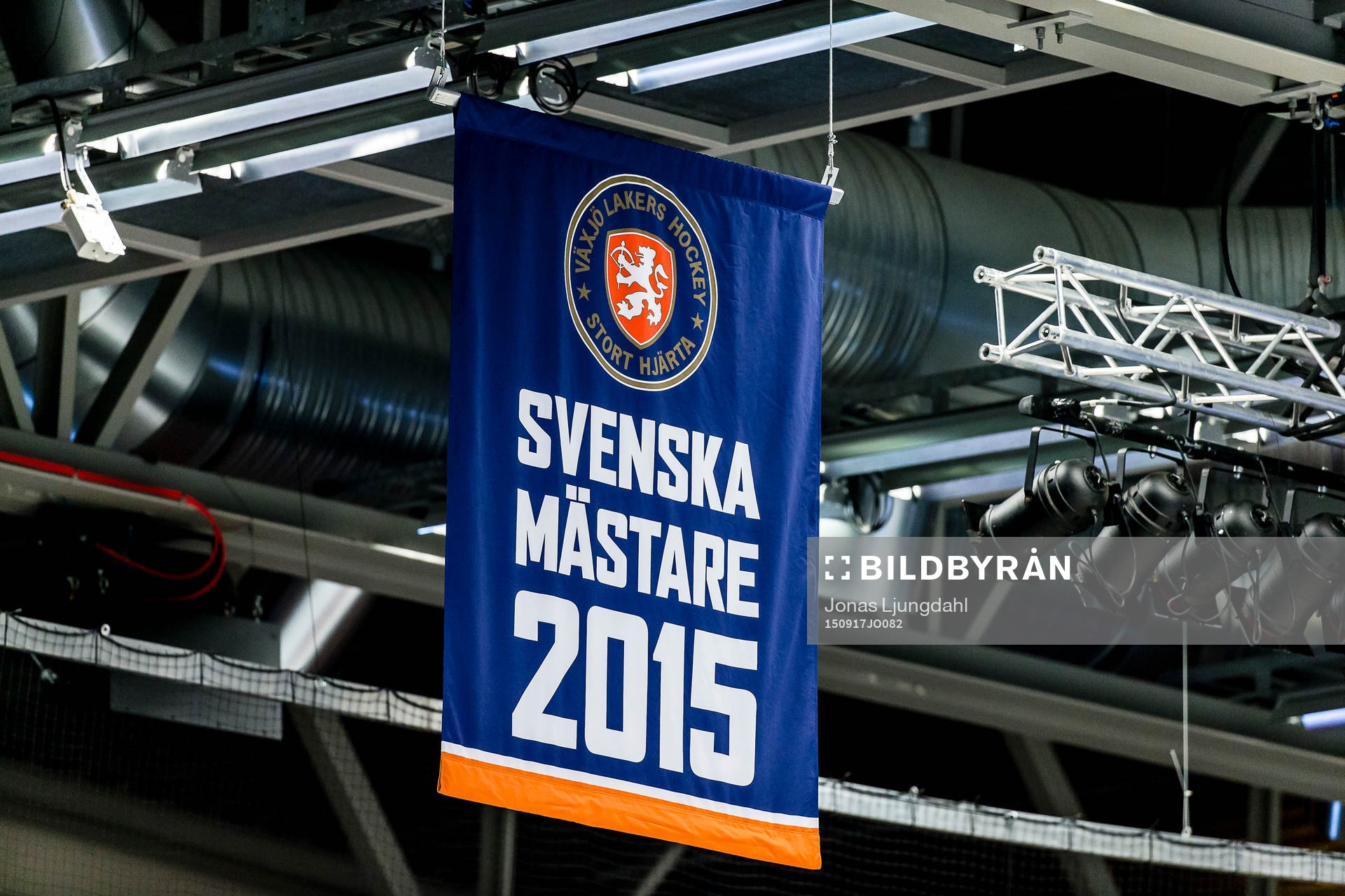 Växjös SM flagga i taket