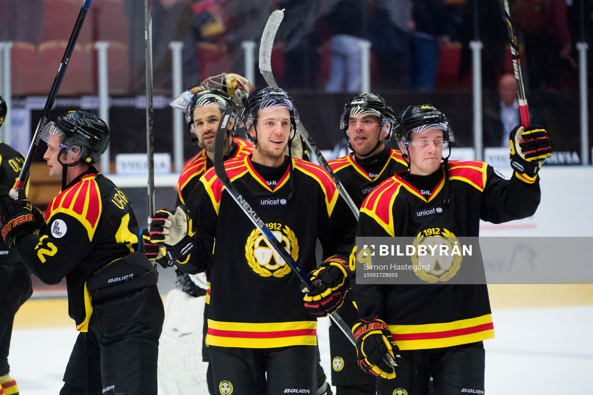 Brynäs spelare jublar