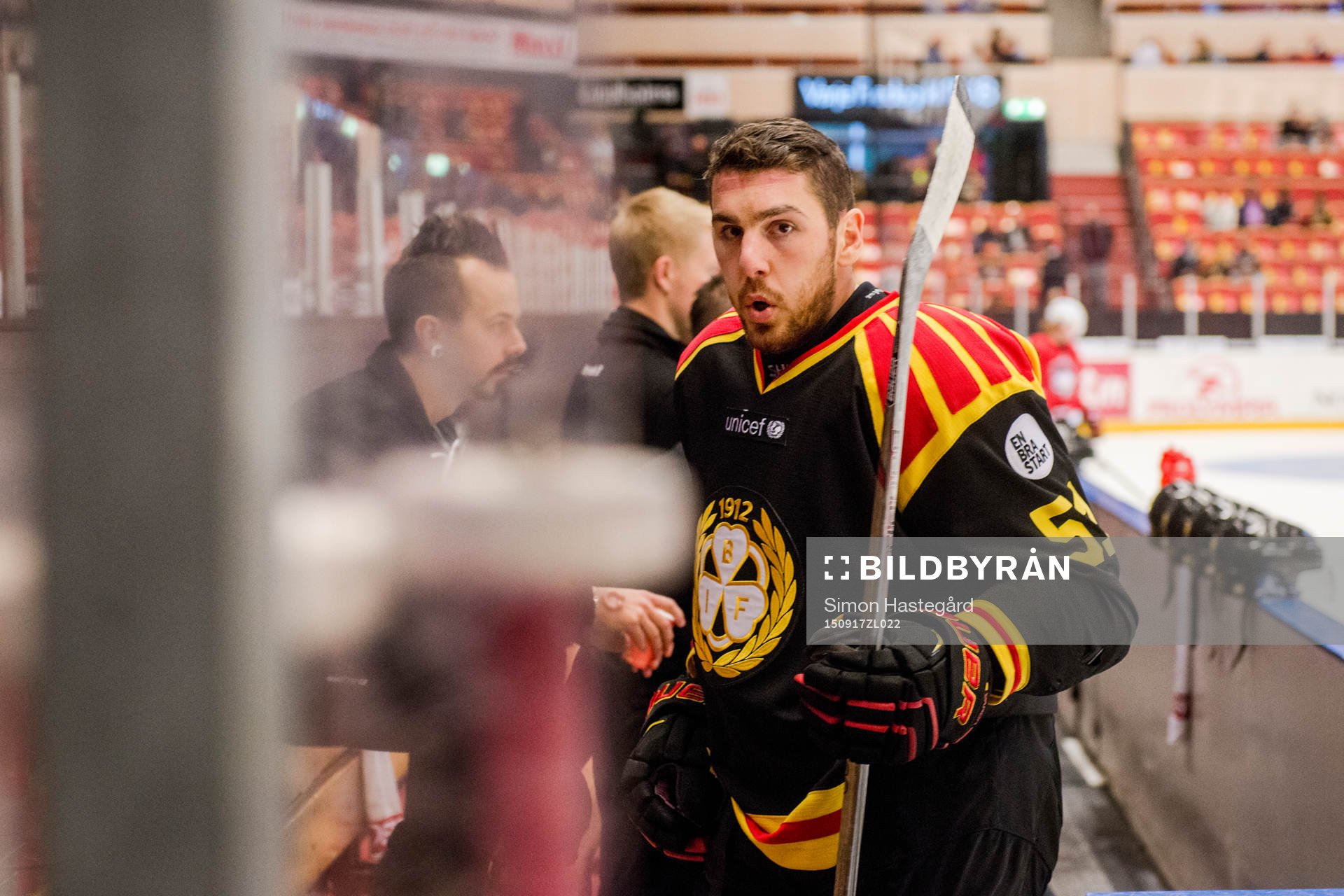 Brynäs Marc Zanetti före ishockeymatchen i SHL mellan