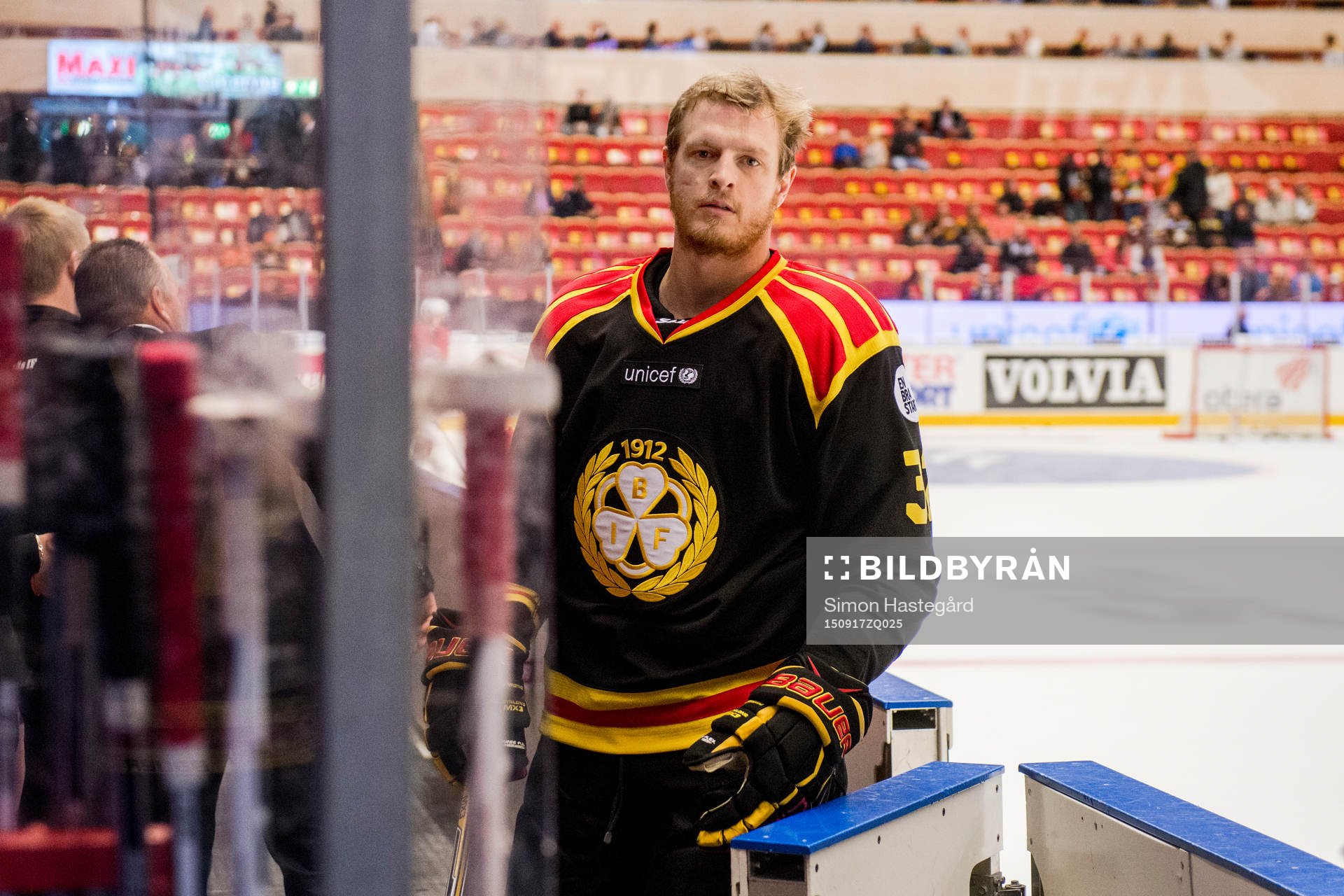 Brynäs Nick Johnson före ishockeymatchen i SHL mellan