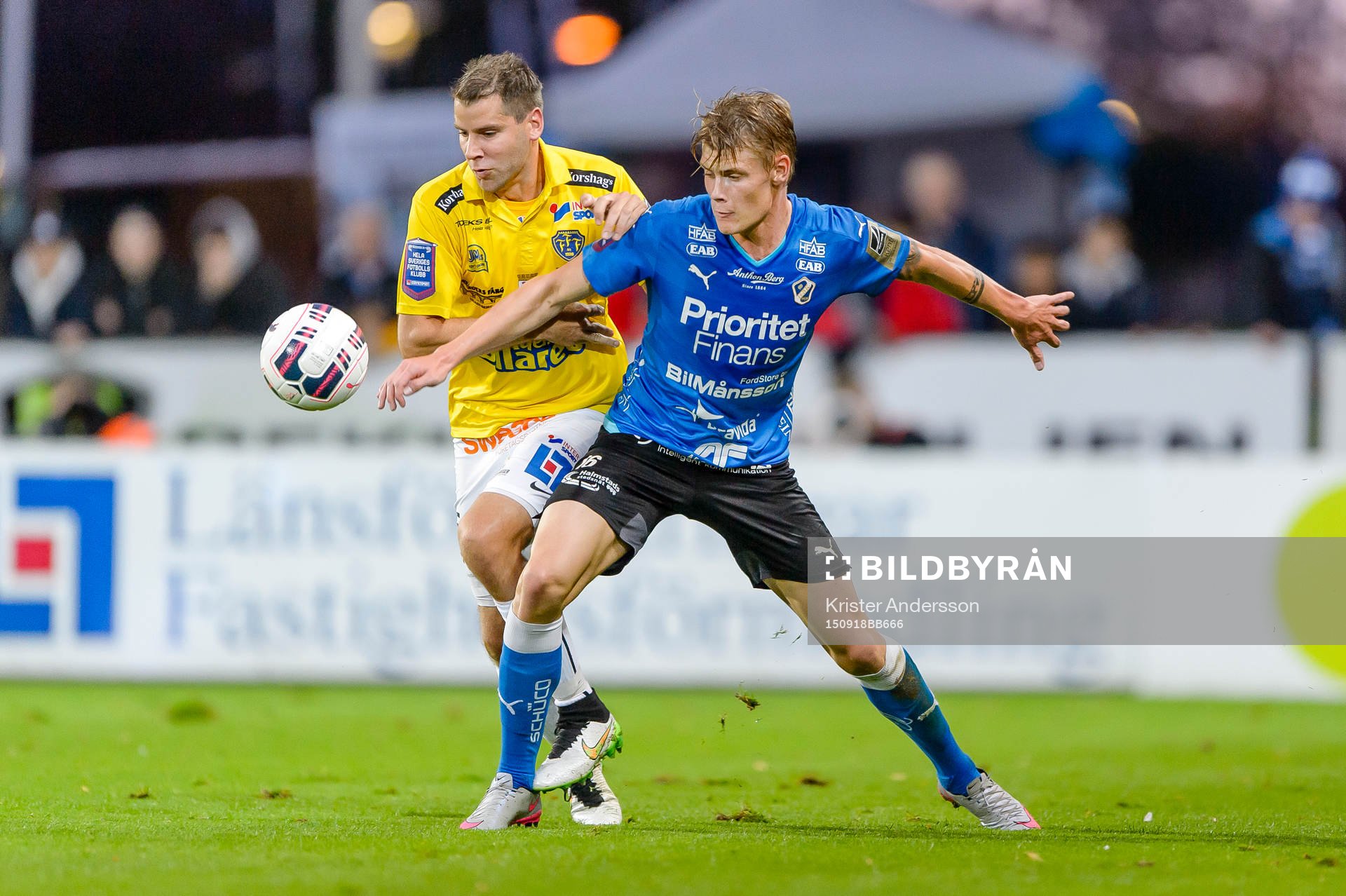 Falkenbergs Stefan Rodevåg och Halmstads Eric Smith