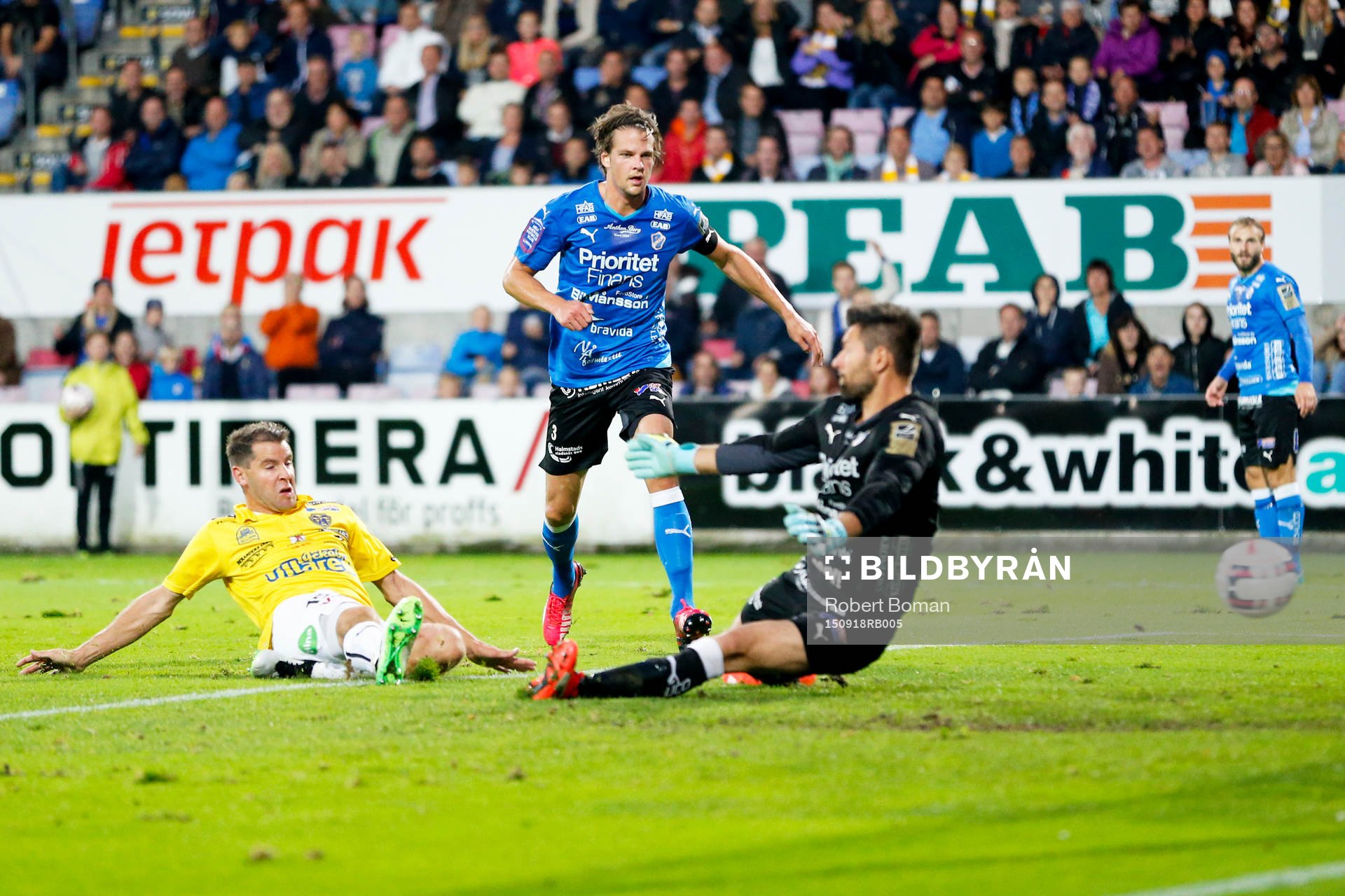 Falkenbergs Stefan Rodevåg gör 0-1 bakom Halmstads