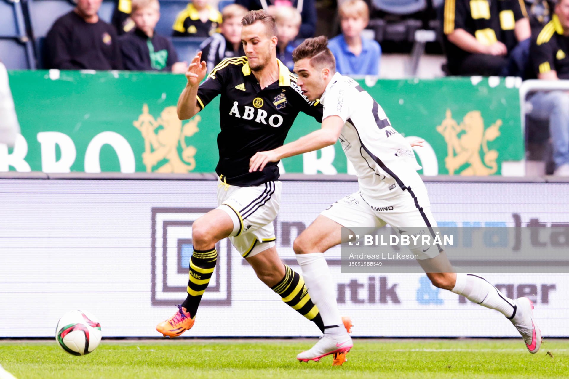 s Fredrik Brustad och Häckens Egzon Binaku