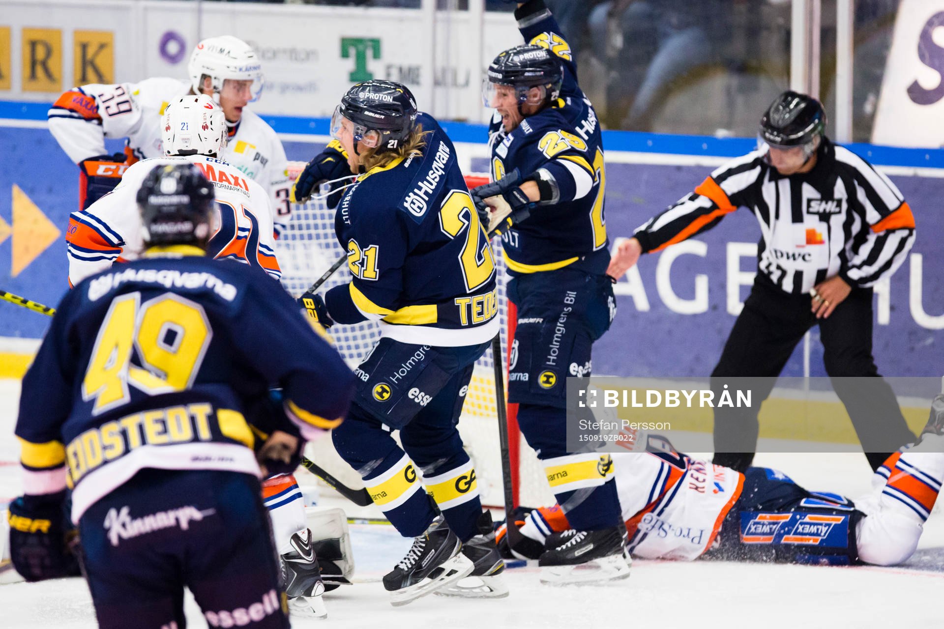 s Axel Eidstedt, Mattias Tedenby, Chris Abbott jublar