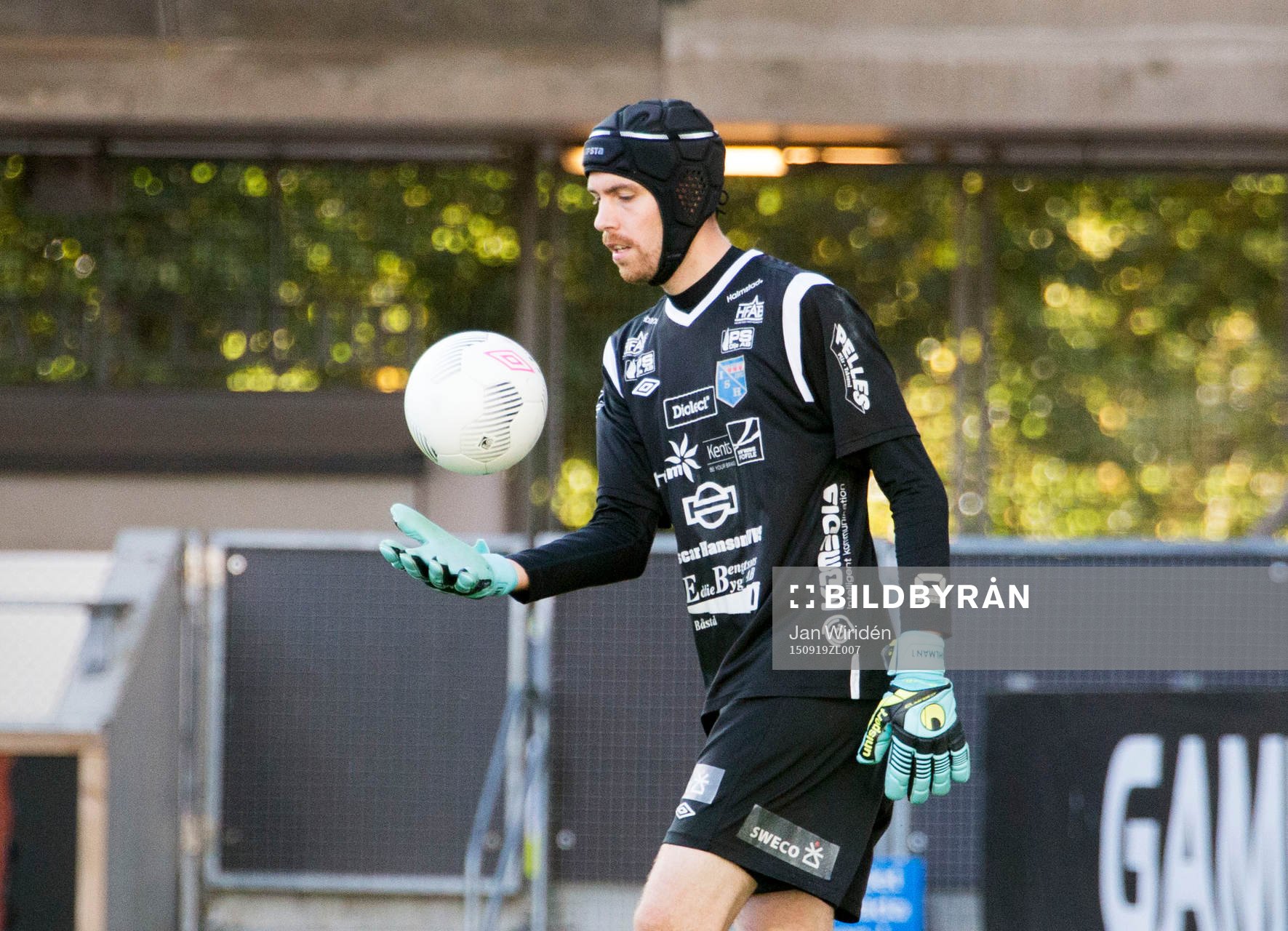 Halmias målvakt Marcus Sahlman