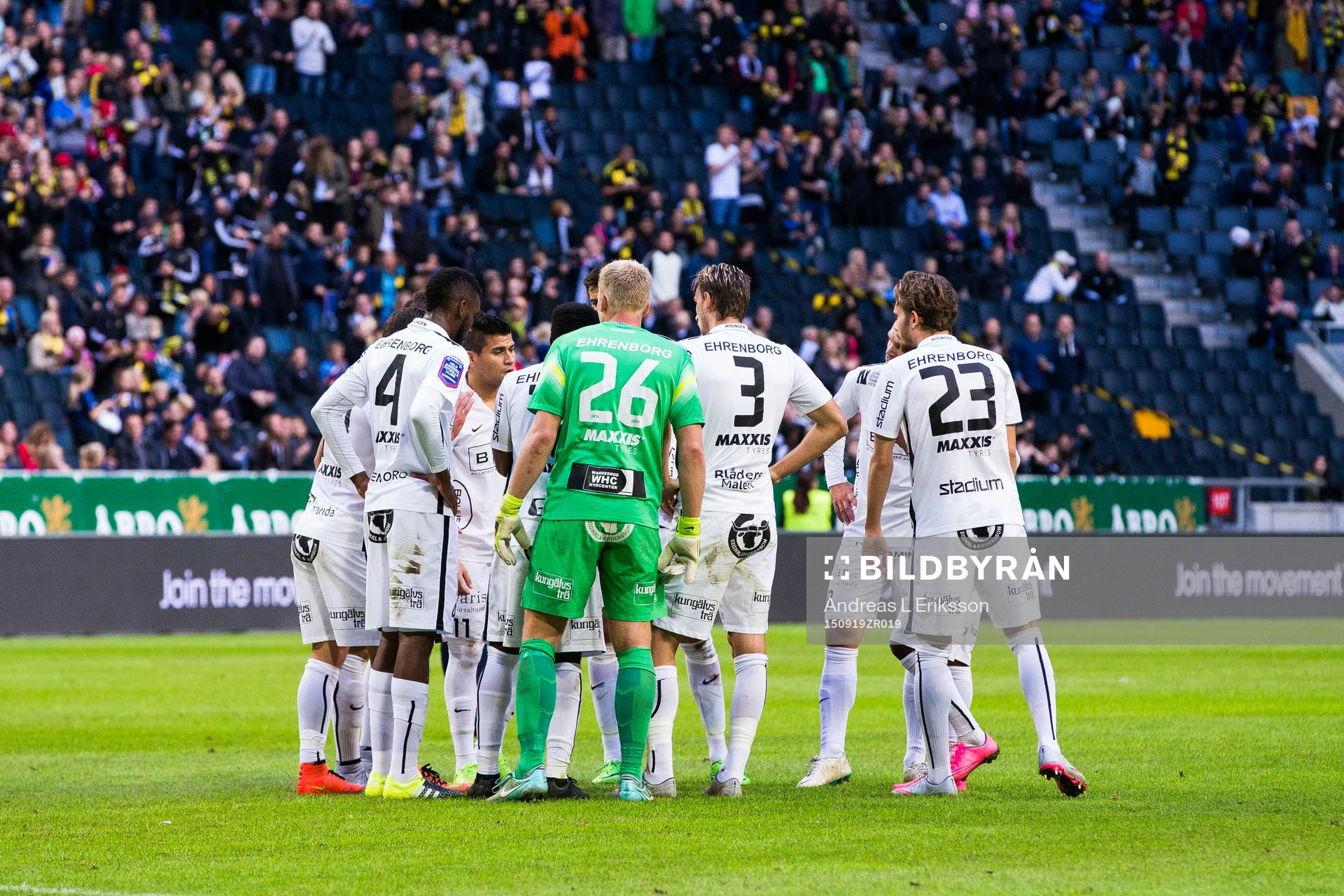 Häckens spelare samlar sig