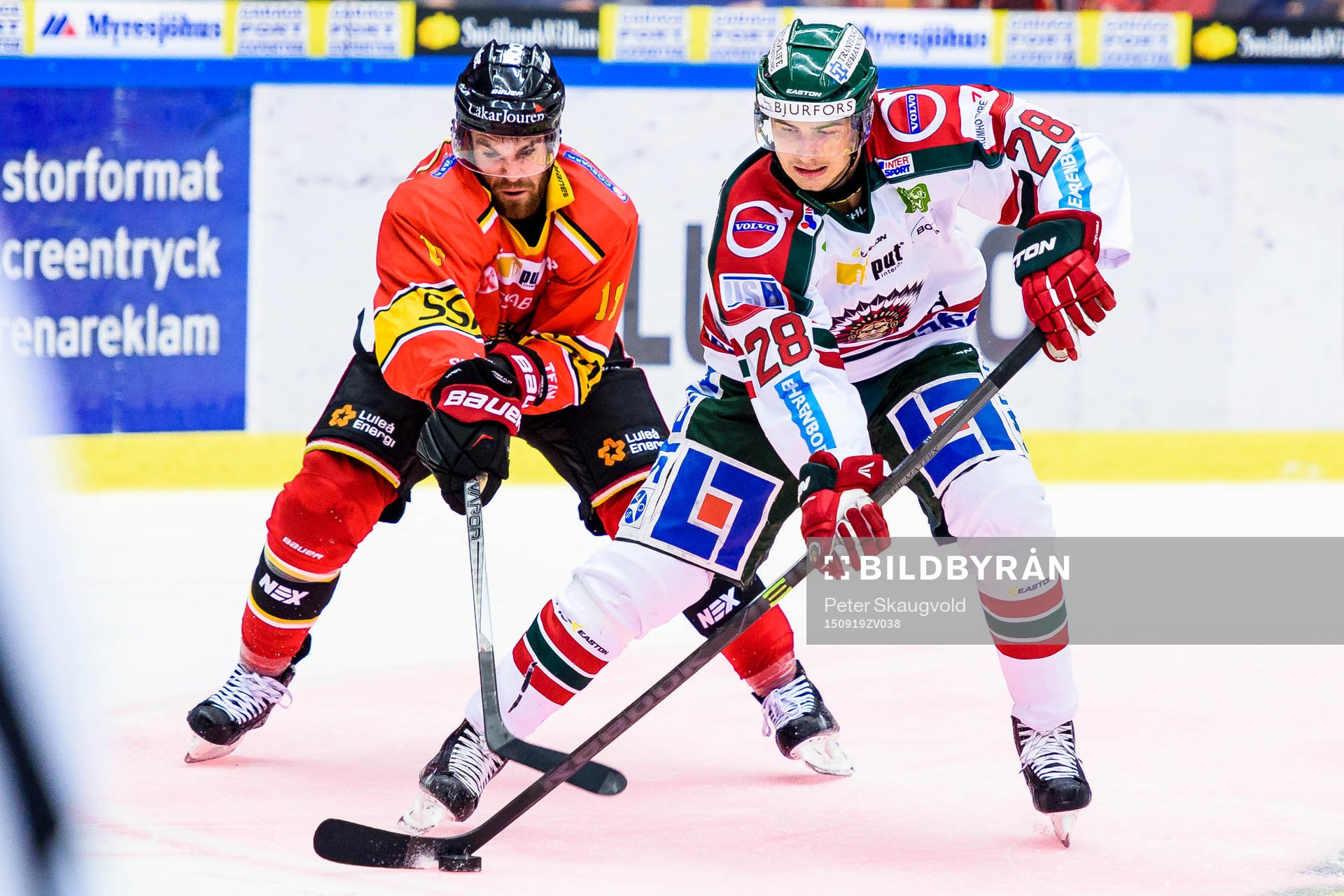 Luleås Jacob Lagacé och Frölundas Johan Sundström