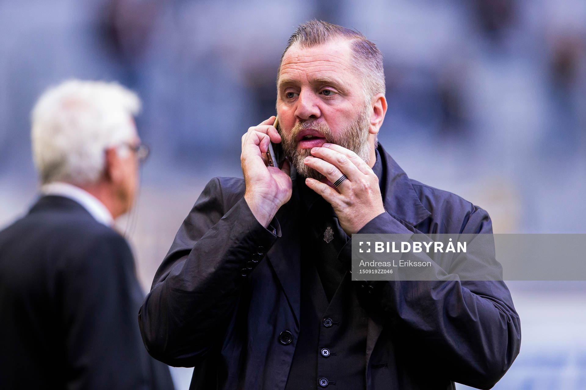 s sportchef Björn Wesström innan fotbollsmatchen i