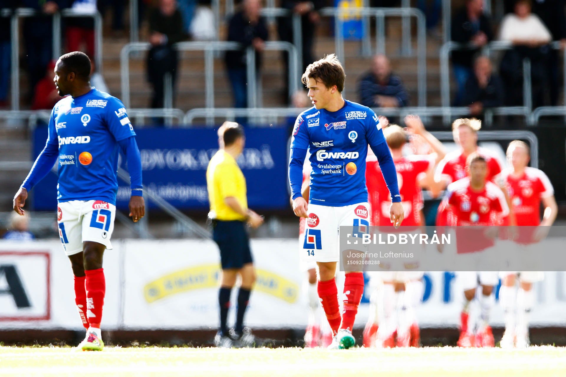 Åtvidabergs John Owoeri och Simon Skrabb deppar