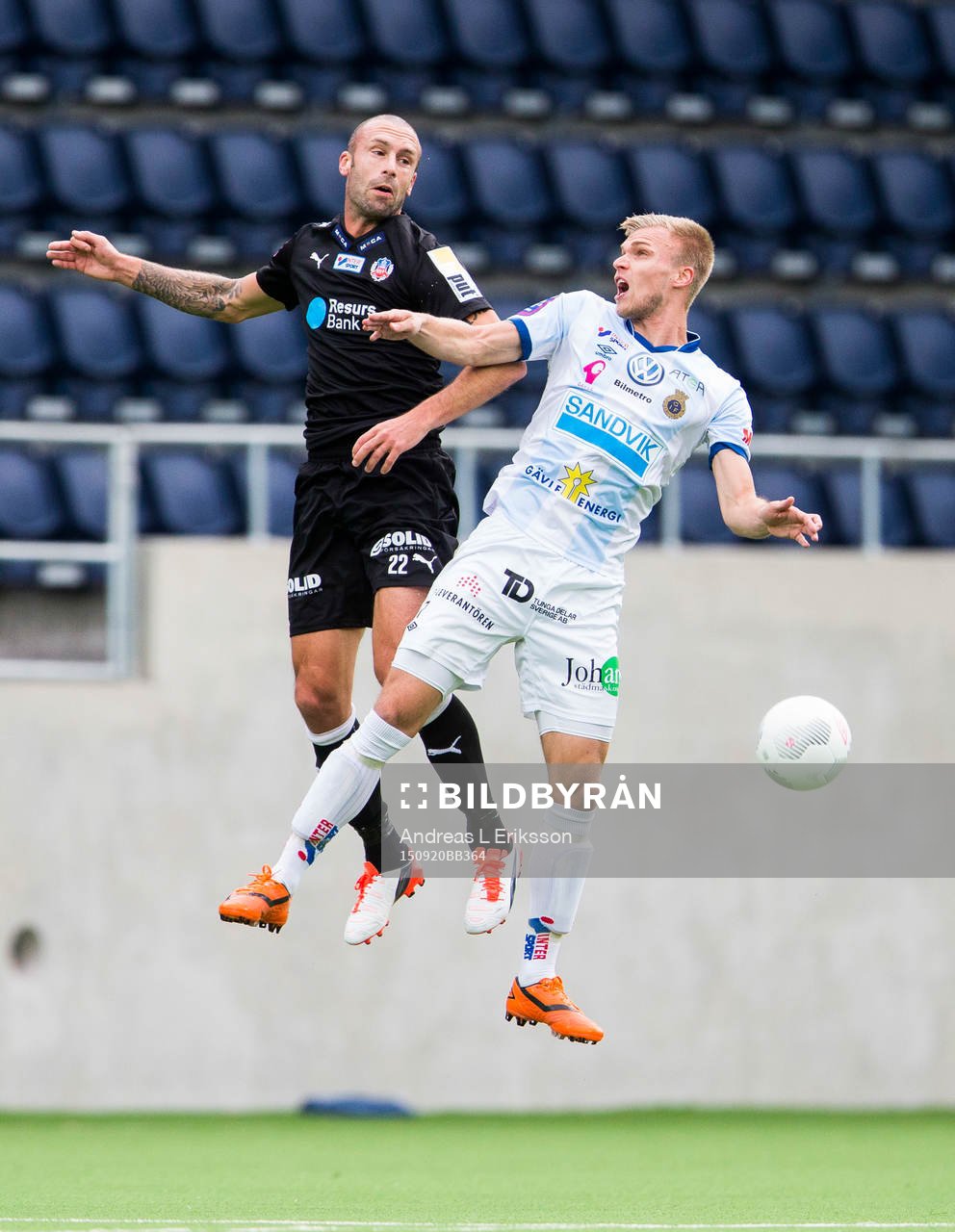 Helsingborgs Rade Prica i en nickduell med Gefles Robin