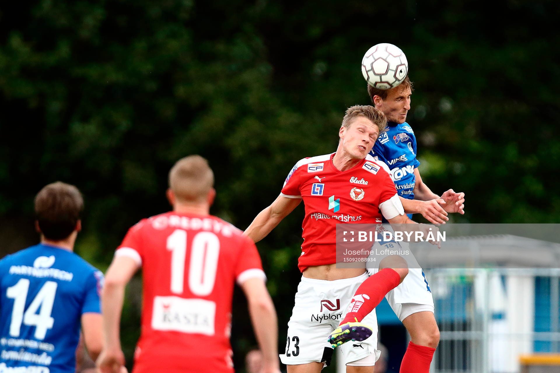 Kalmars Viktor Elm och Åtvidabergs Tor Øyvind Hovda