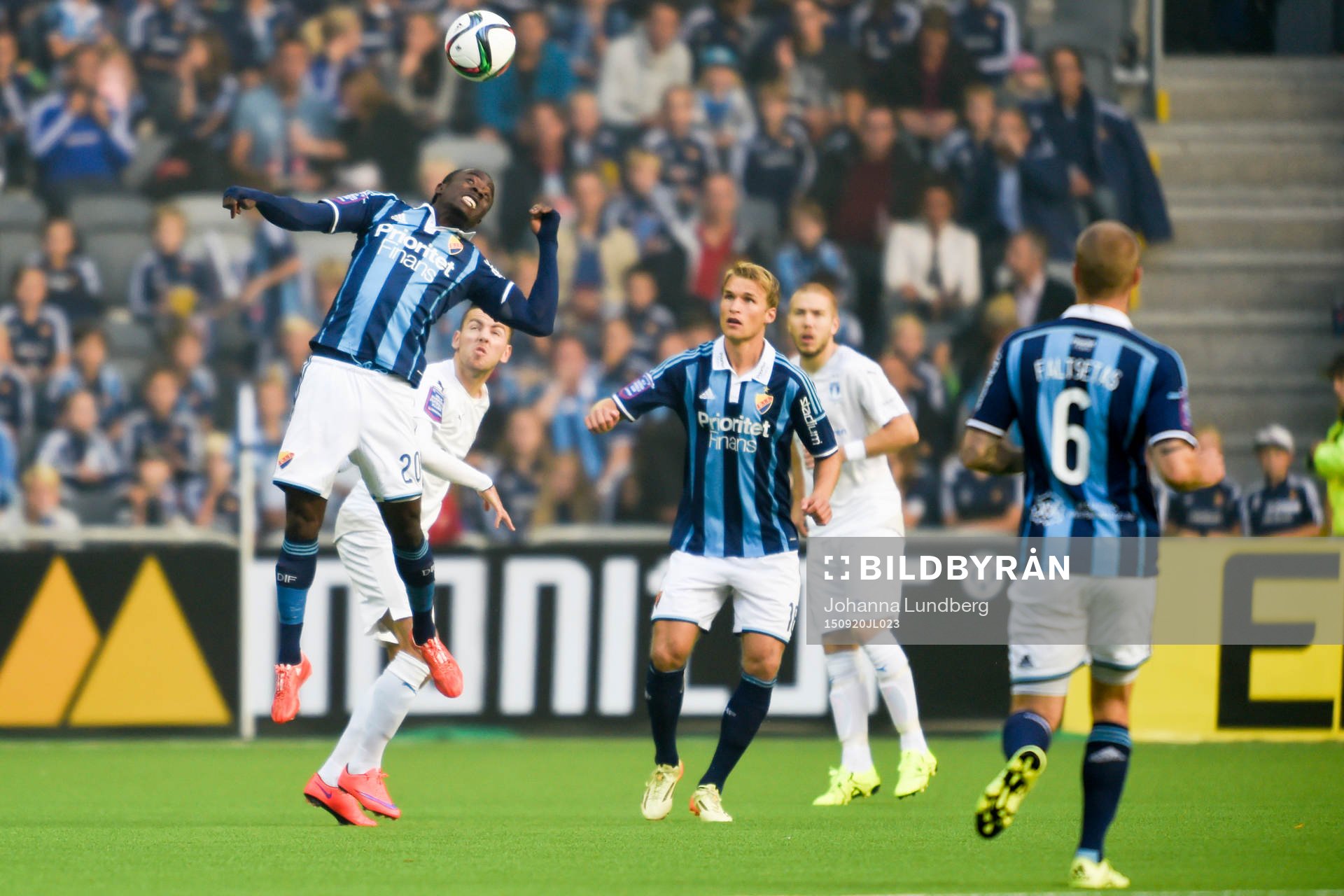 Djurgårdens Sam Johnson och Malmös Erdal Rakip