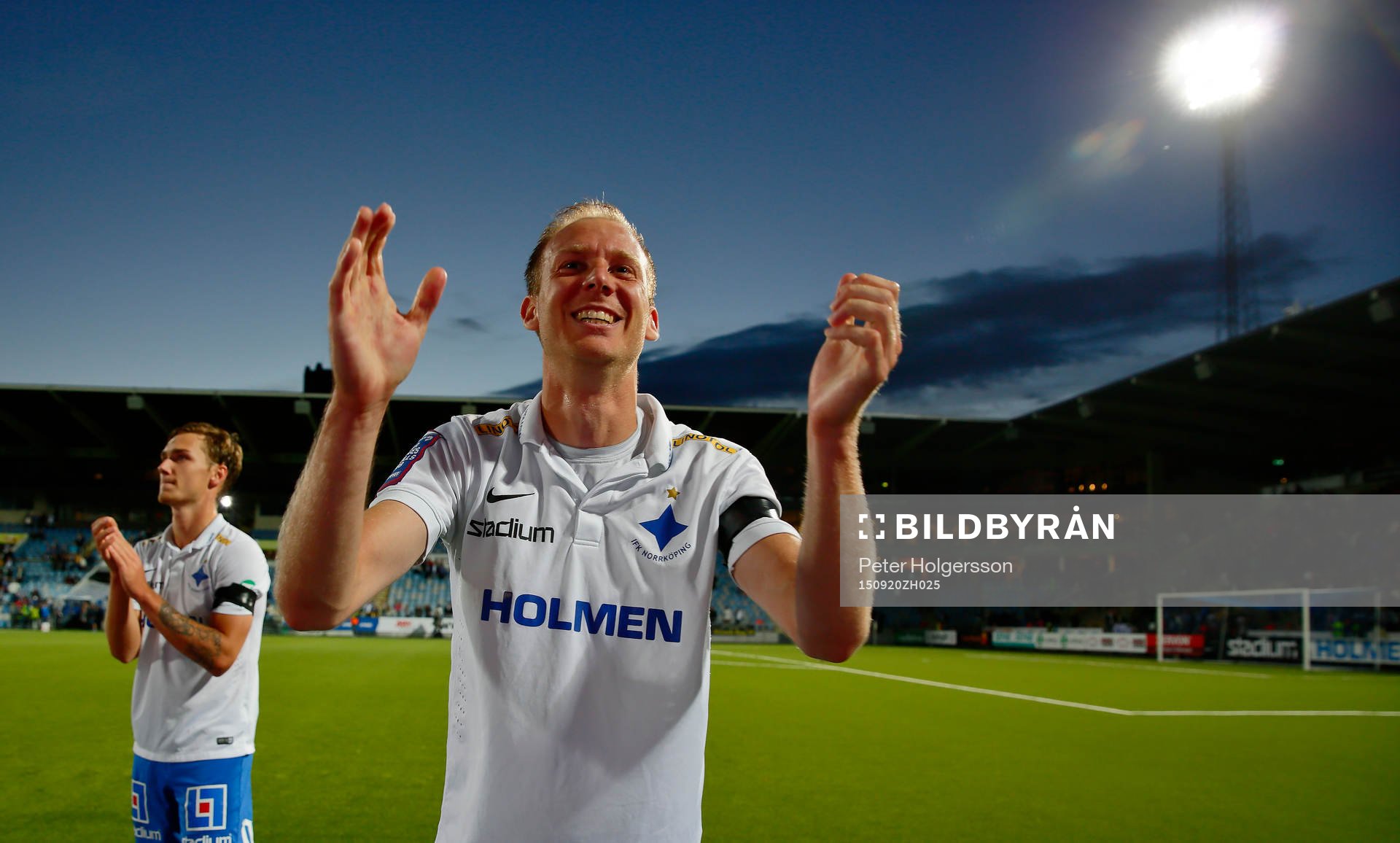 Norrköpings Linus Wahlqvist och Andreas Johansson jublar