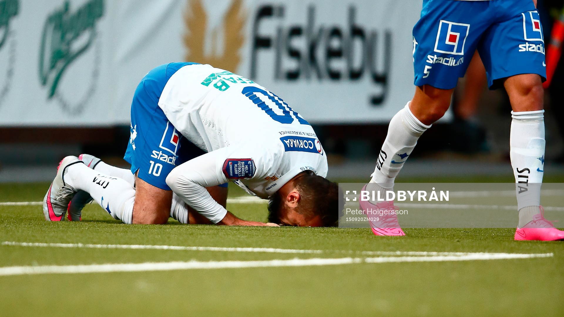 Den starkt troende Norrköpings Emir Kujovic tackar högre