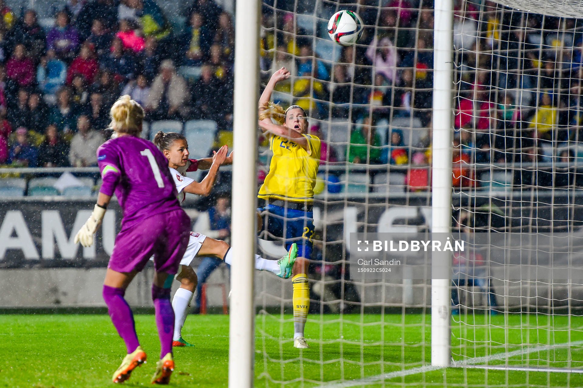 Sveriges Olivia Schough gör 2-0