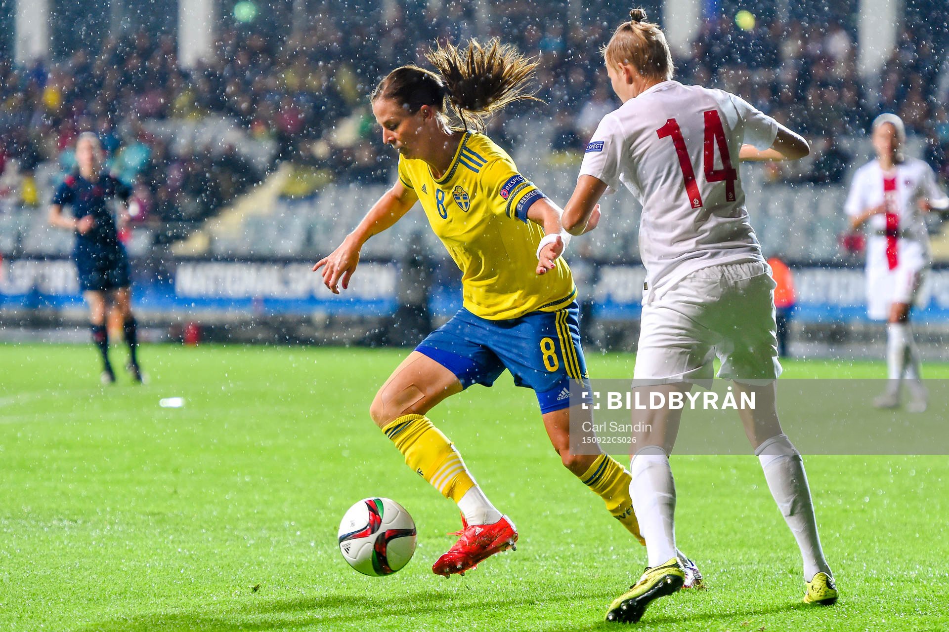 Sveriges Lotta Schelin och Polens Jolanta Siwinska
