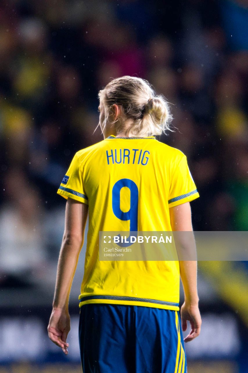 Ryggen på sveriges Lina Hurtig