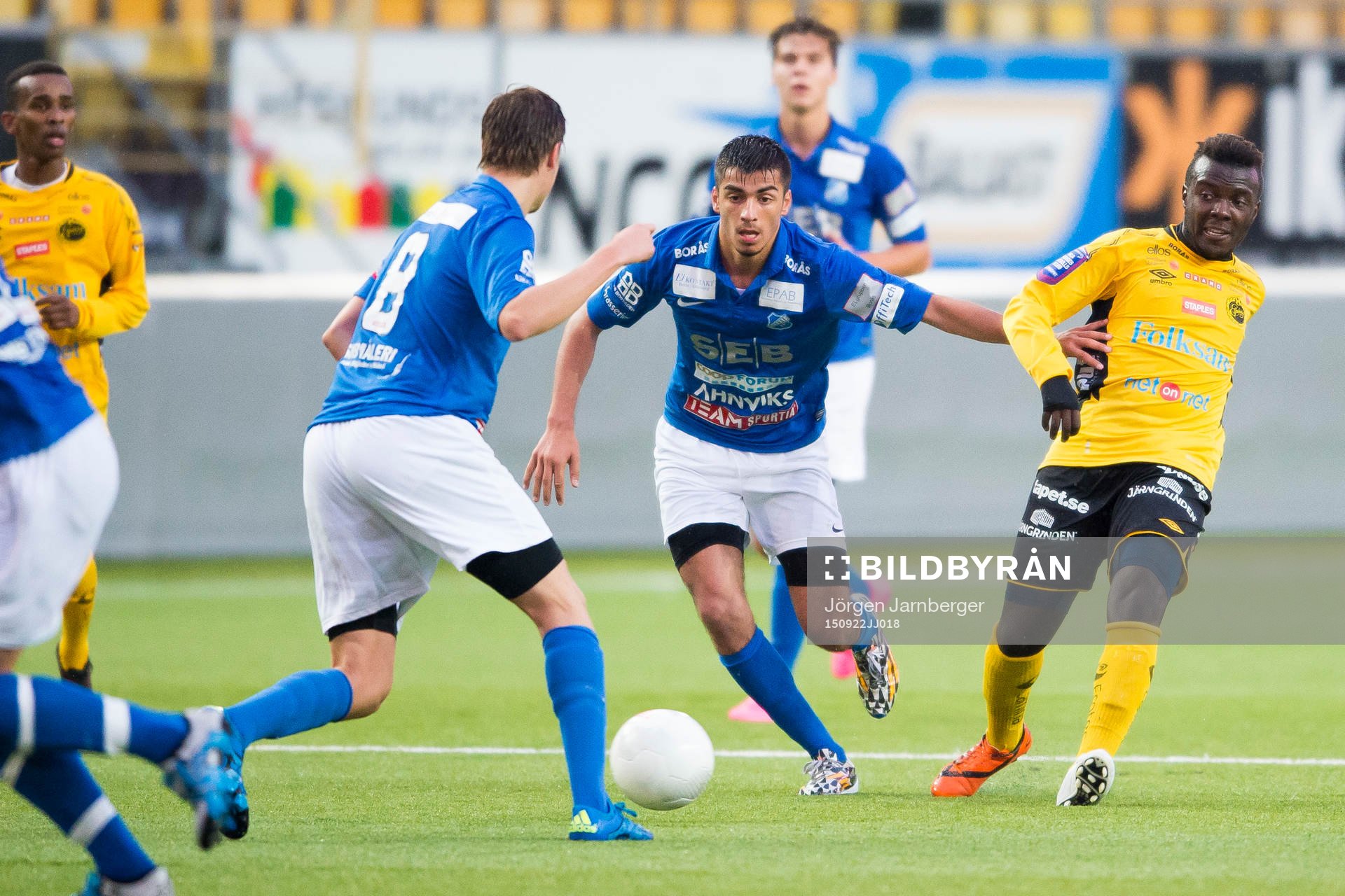 Kamp mellan Norrbys Abbas Mohamad och Elfsborgs Jamy Makindu