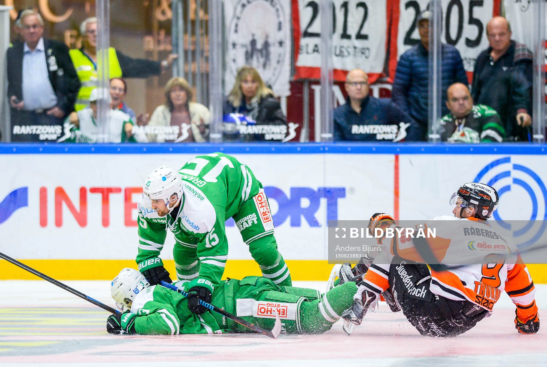 Rögles Dominik Granak och Karlskronas Vjatjeslav Trukhno