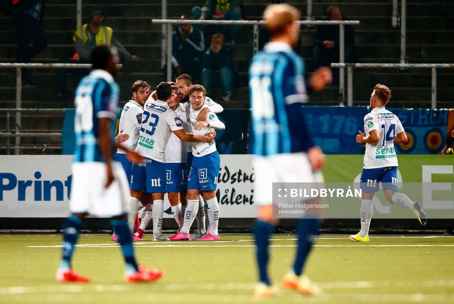 Norrköpings spelare jublar