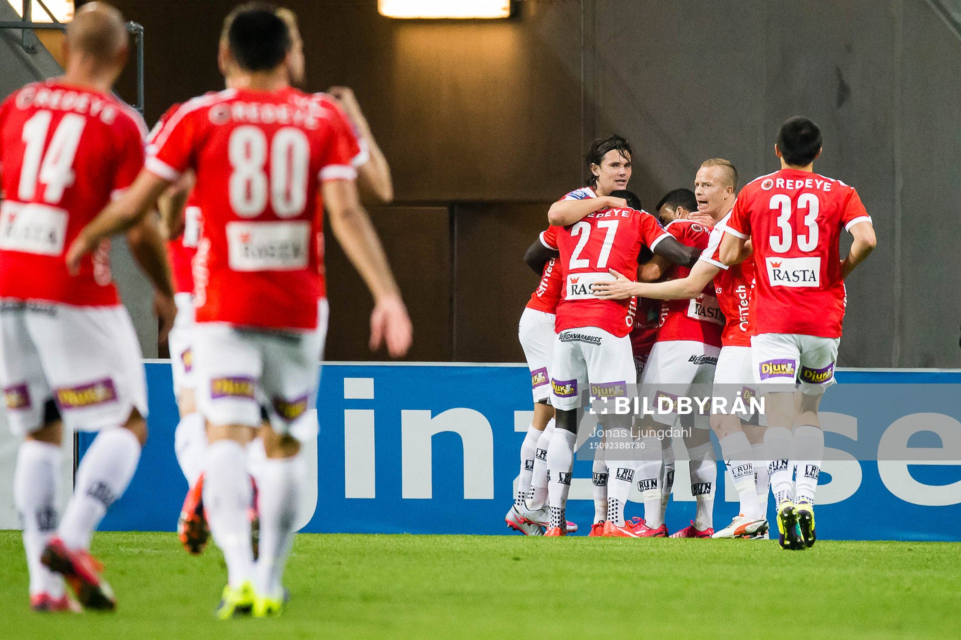Kalmars Romário Pereira Sipião blir omfamnad och jublar
