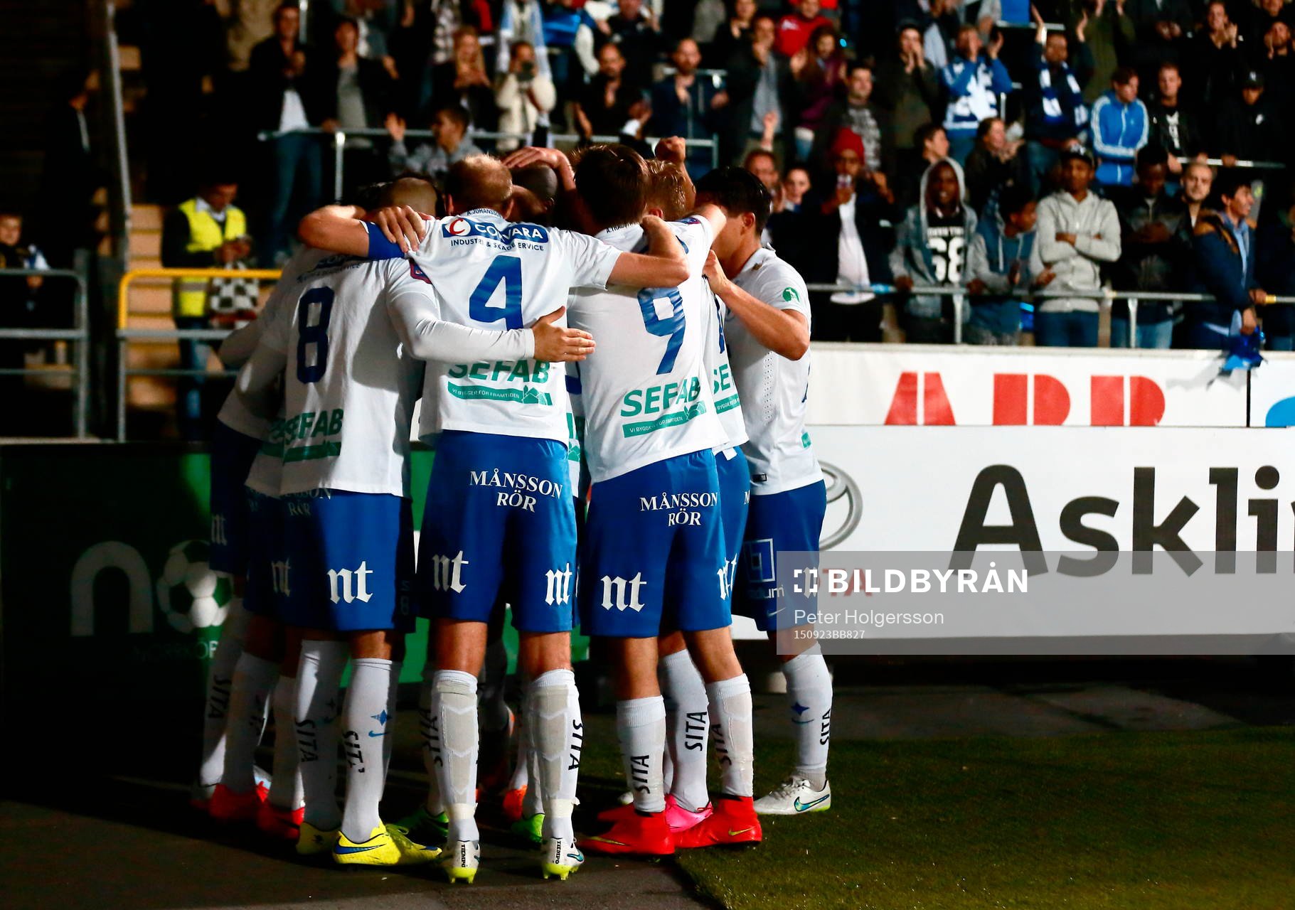 Norrköpings spelare jublar