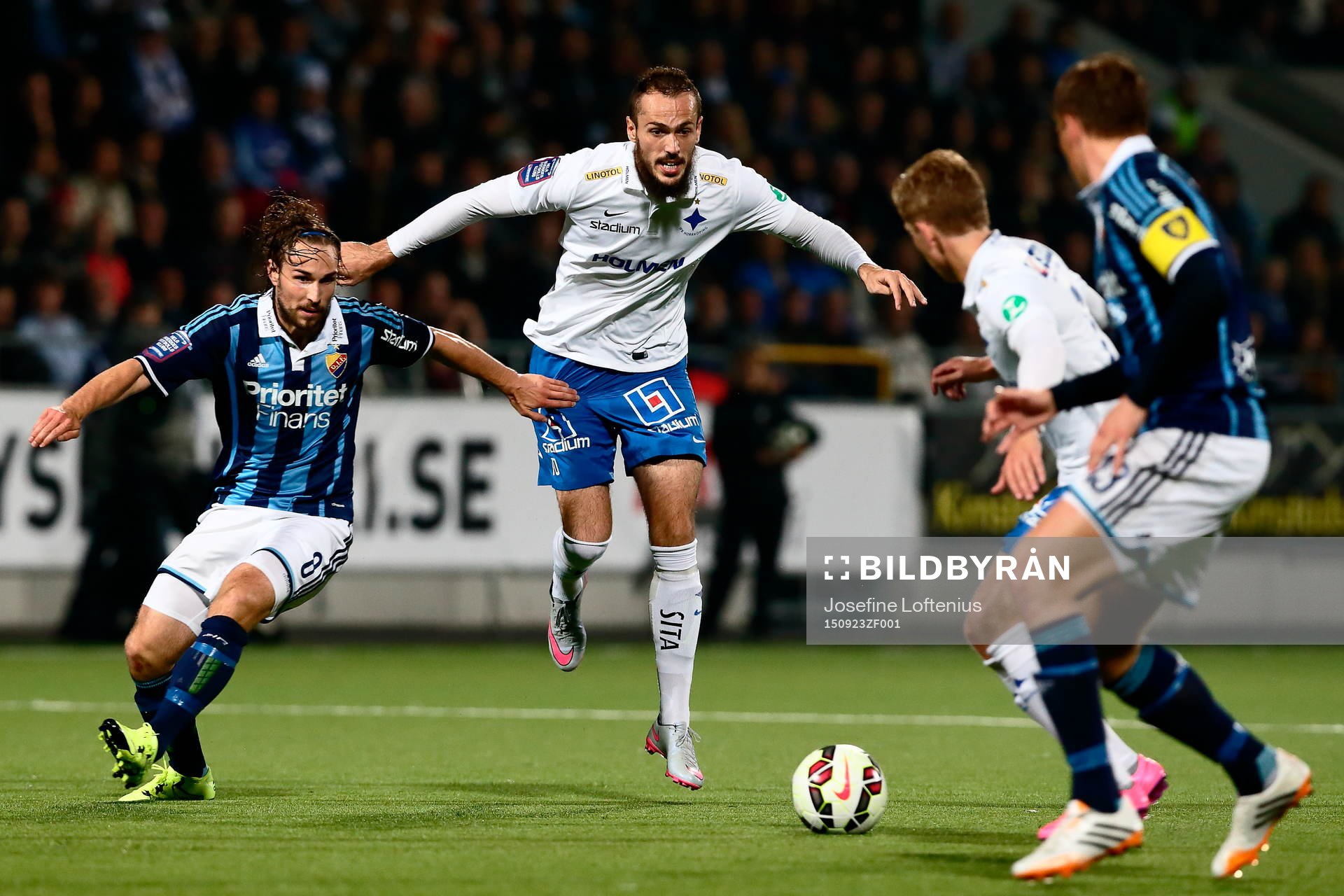 Djurgårdens Kevin Walker och Norrköpings Emir Kujovic