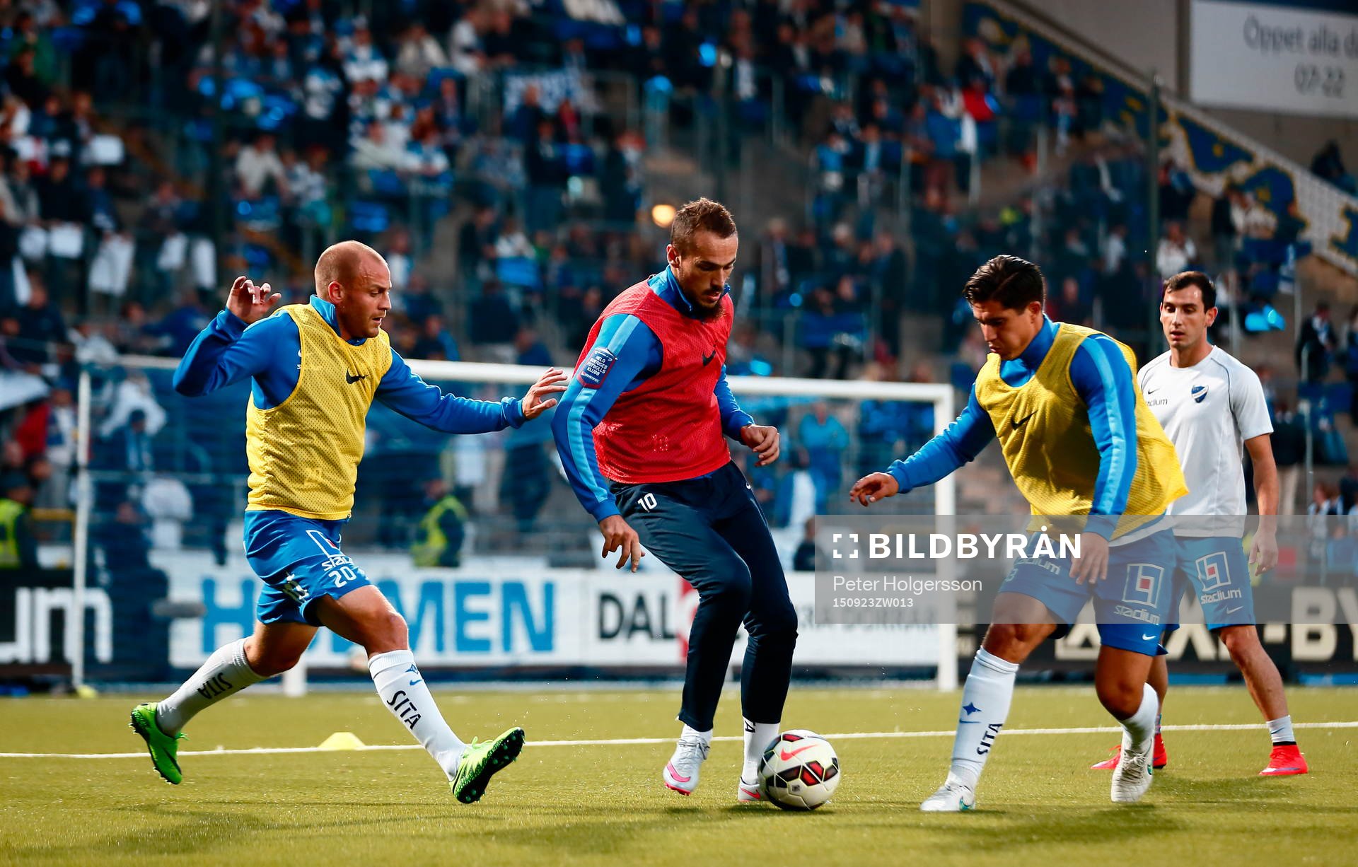 Uppvärmning med Norrköpings Daniel Sjölund, Emir
