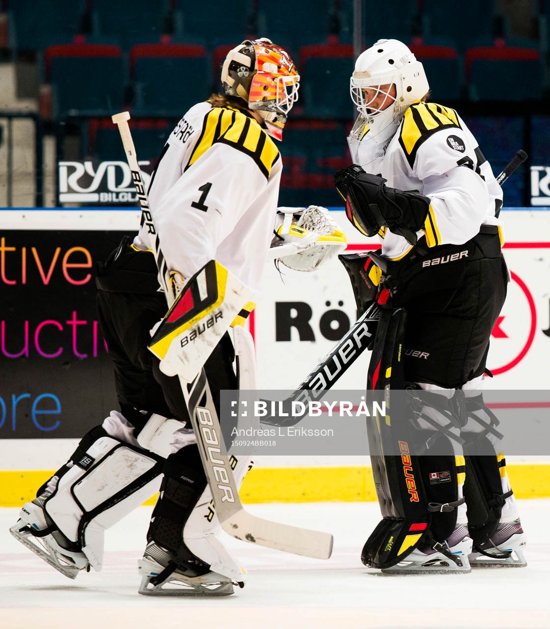 Brynäs målvakt Felix Sandström och målvakt John Morelius