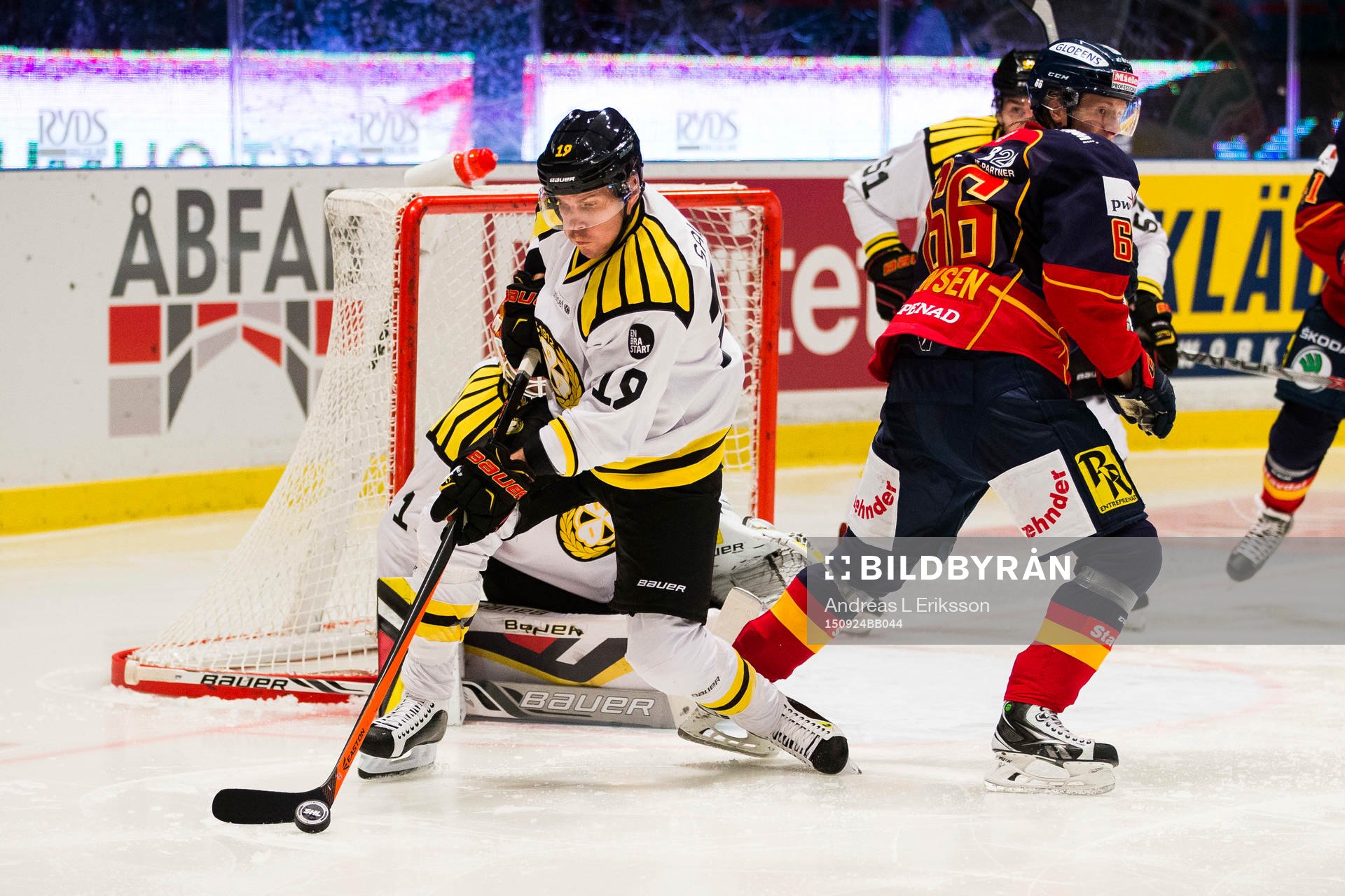 Brynäs Anssi Salmela ser till att Djurgårdens Marcus