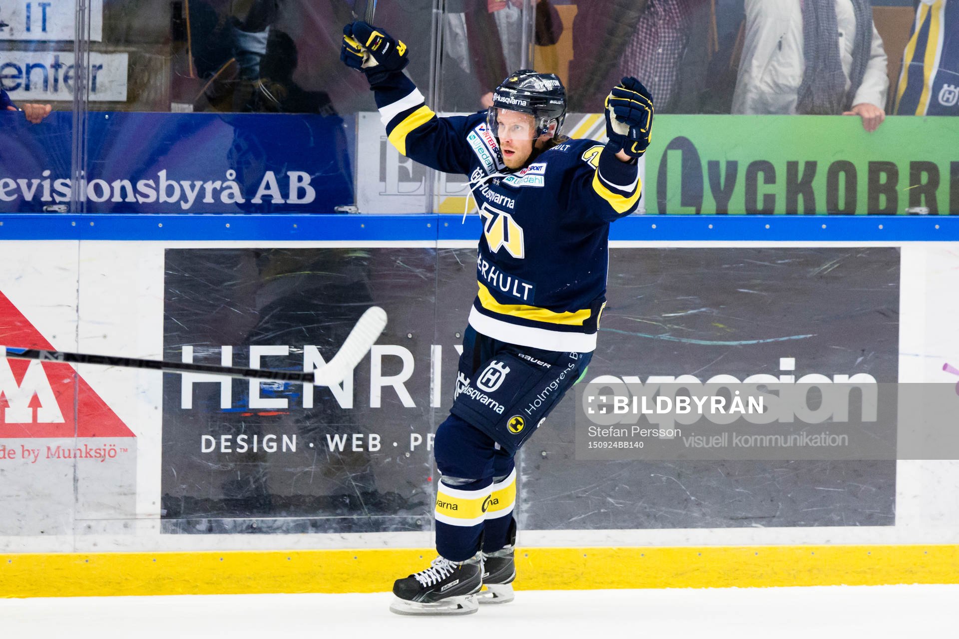 s Mattias Tedenby jublar