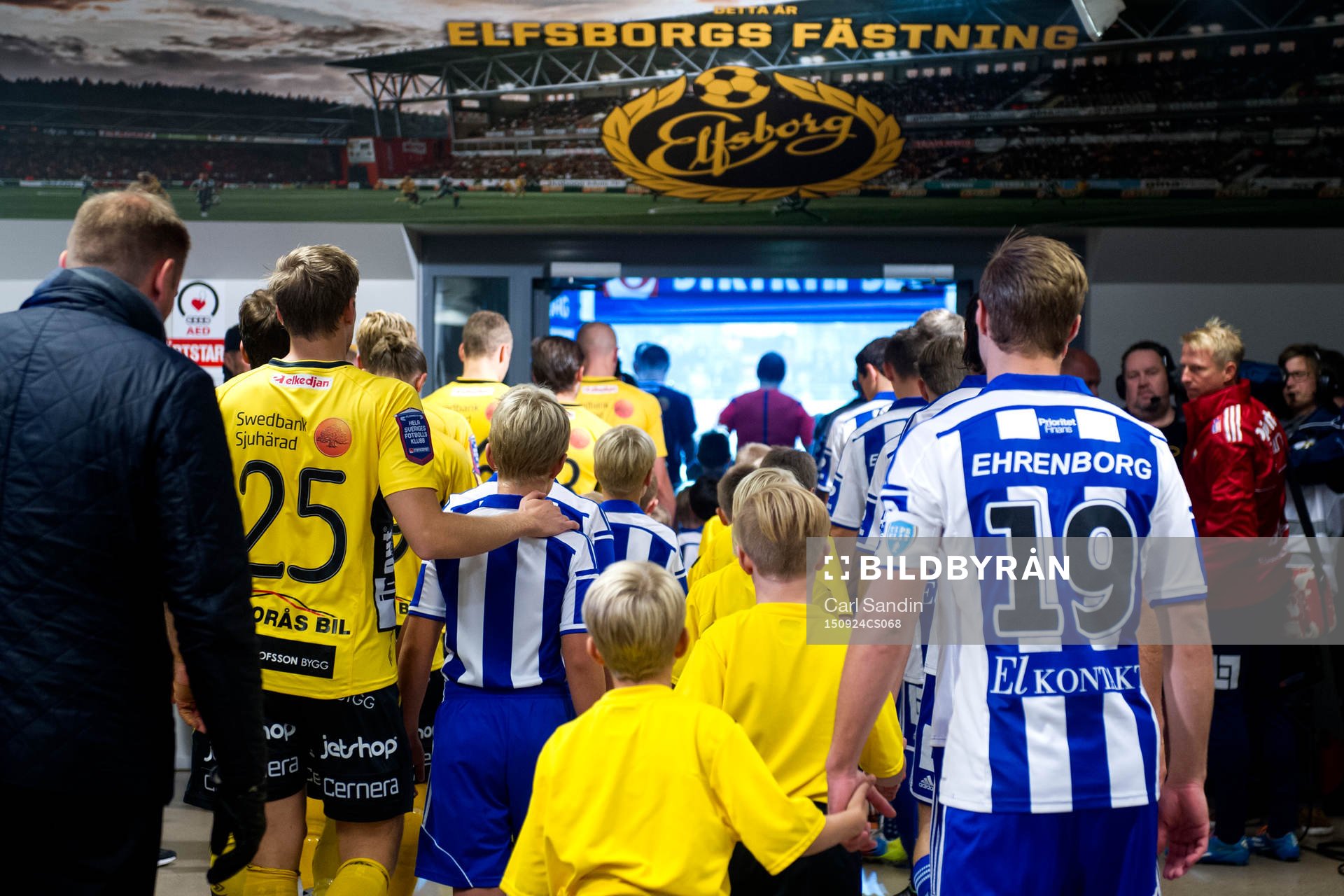 Elfsborgs och IFK Göteborgs spelare gör sig redo att gå