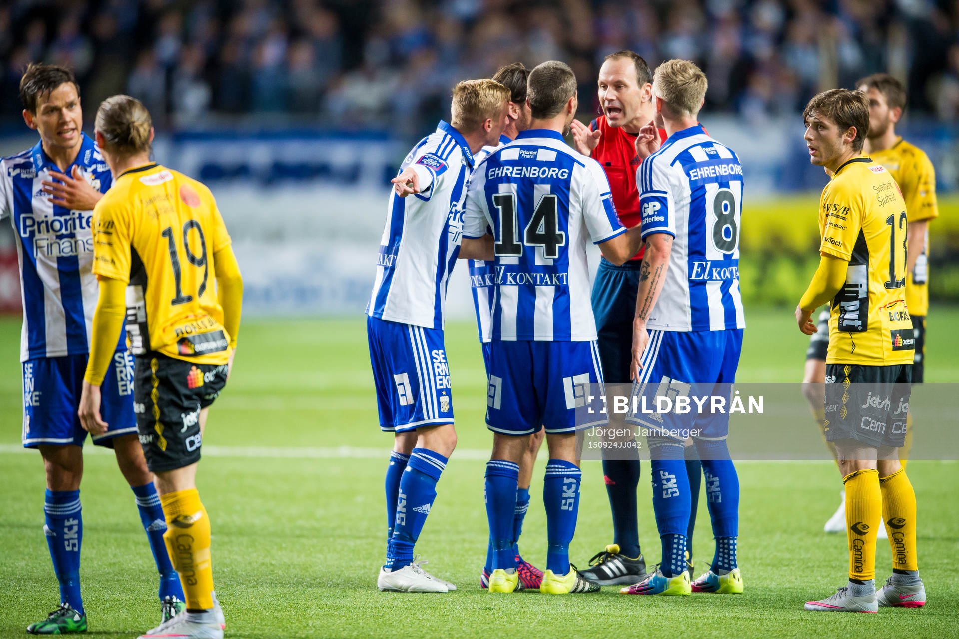 IFK Göteborgs spelare irriterade på domaren Jonas Eriksson