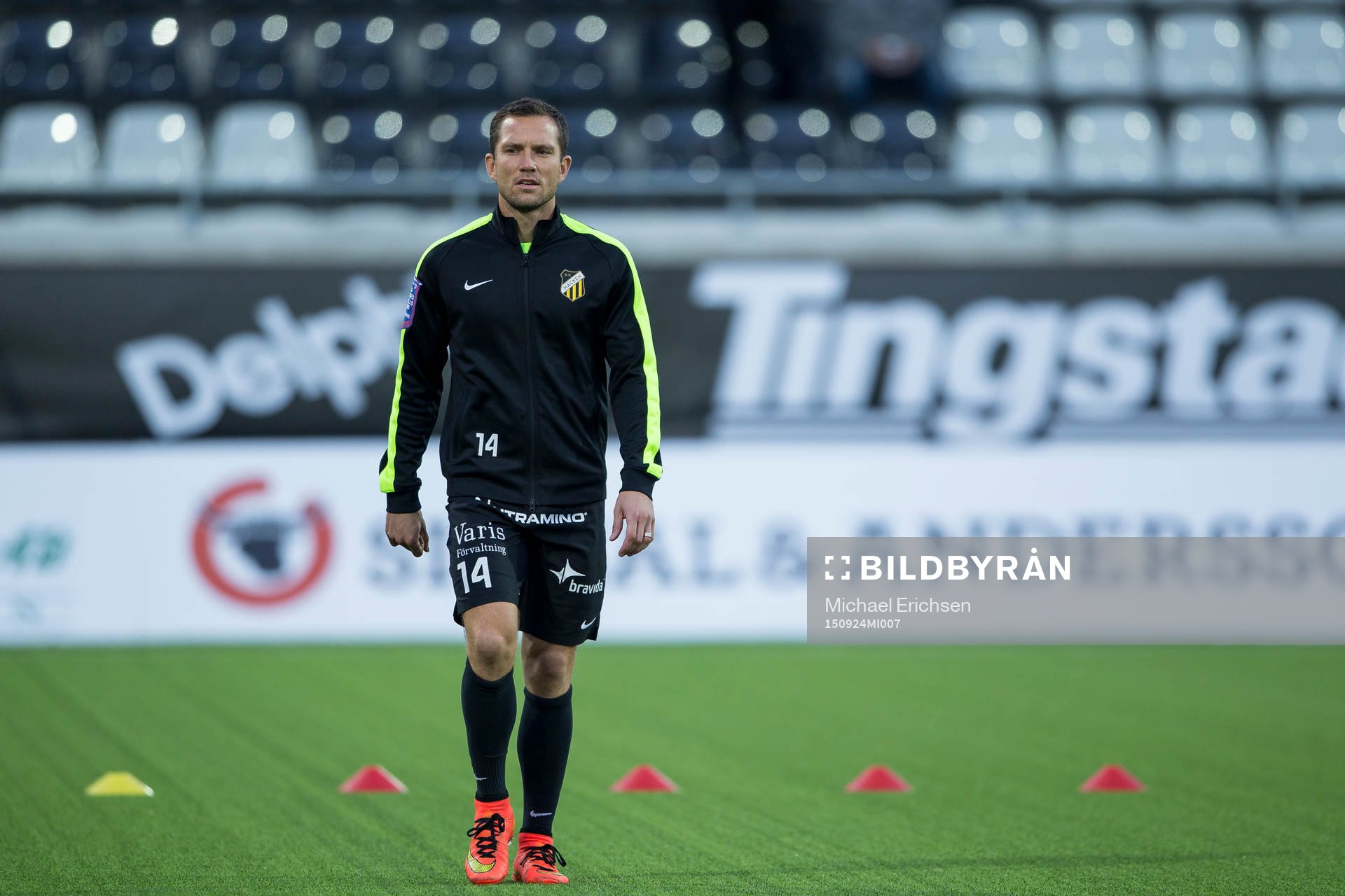 Häckens Martin Ericsson innan fotbollsmatchen i