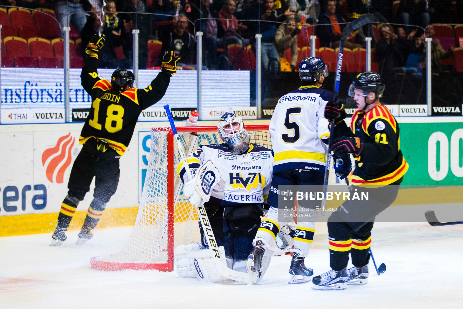 Brynäs Anton Rödin jublar