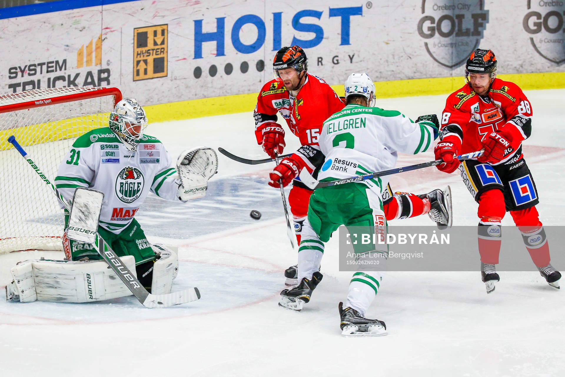 Styrning av Örebros Jakub Petruzalek  resulterar i 2-1