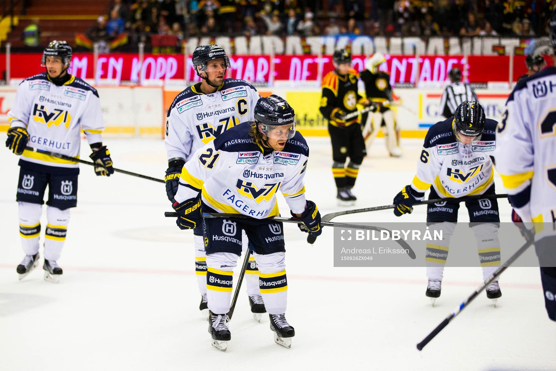 s Chris Abbott och Mattias Tedenby deppar