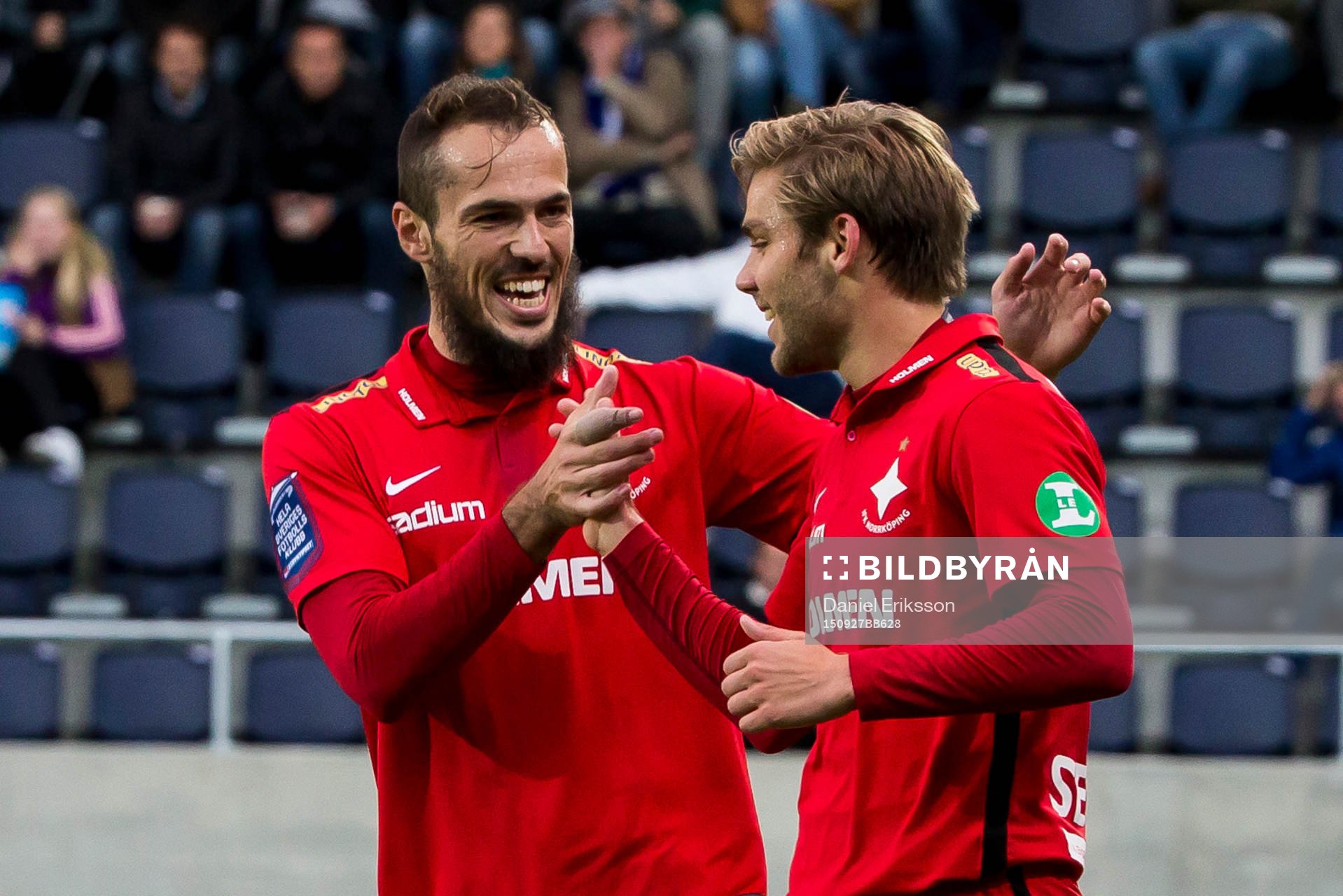 Norrköpings Emir Kujovic Arnor Ingvi Traustason jublar