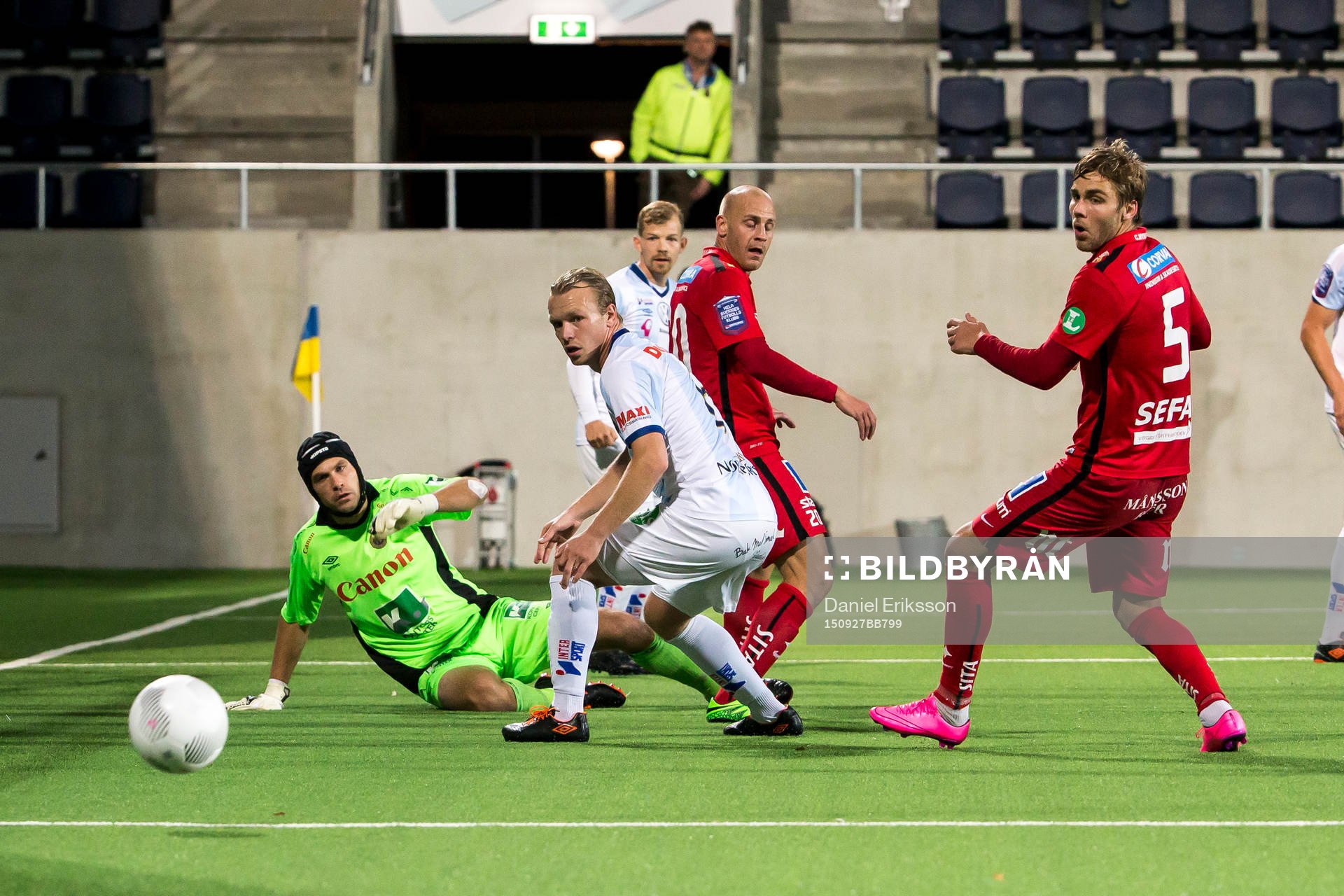 chans för Norrköpings Daniel Sjölund Christoffer Nyman