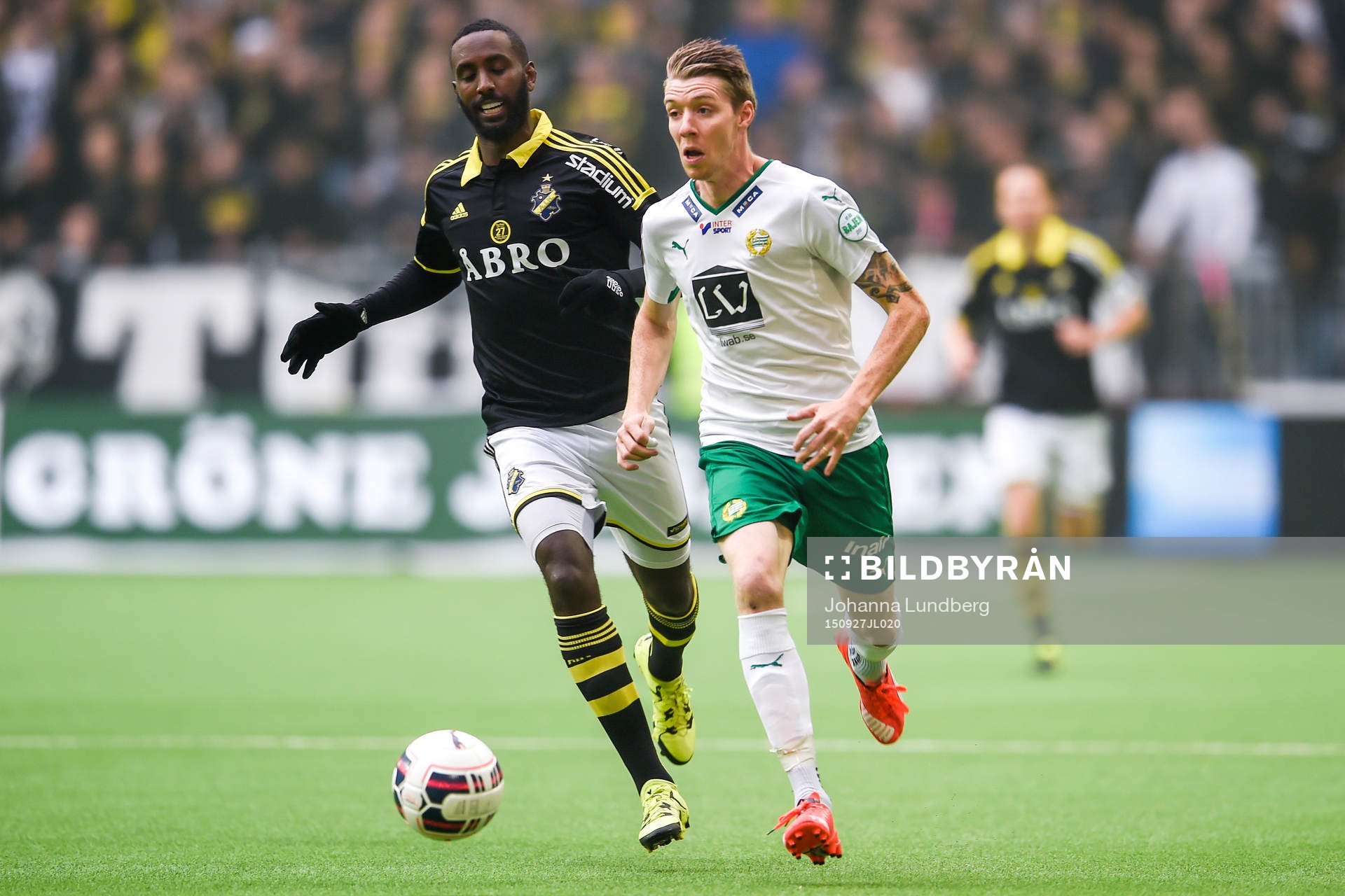s Henok Goitom och Hammarbys Birkir Már Saevarsson