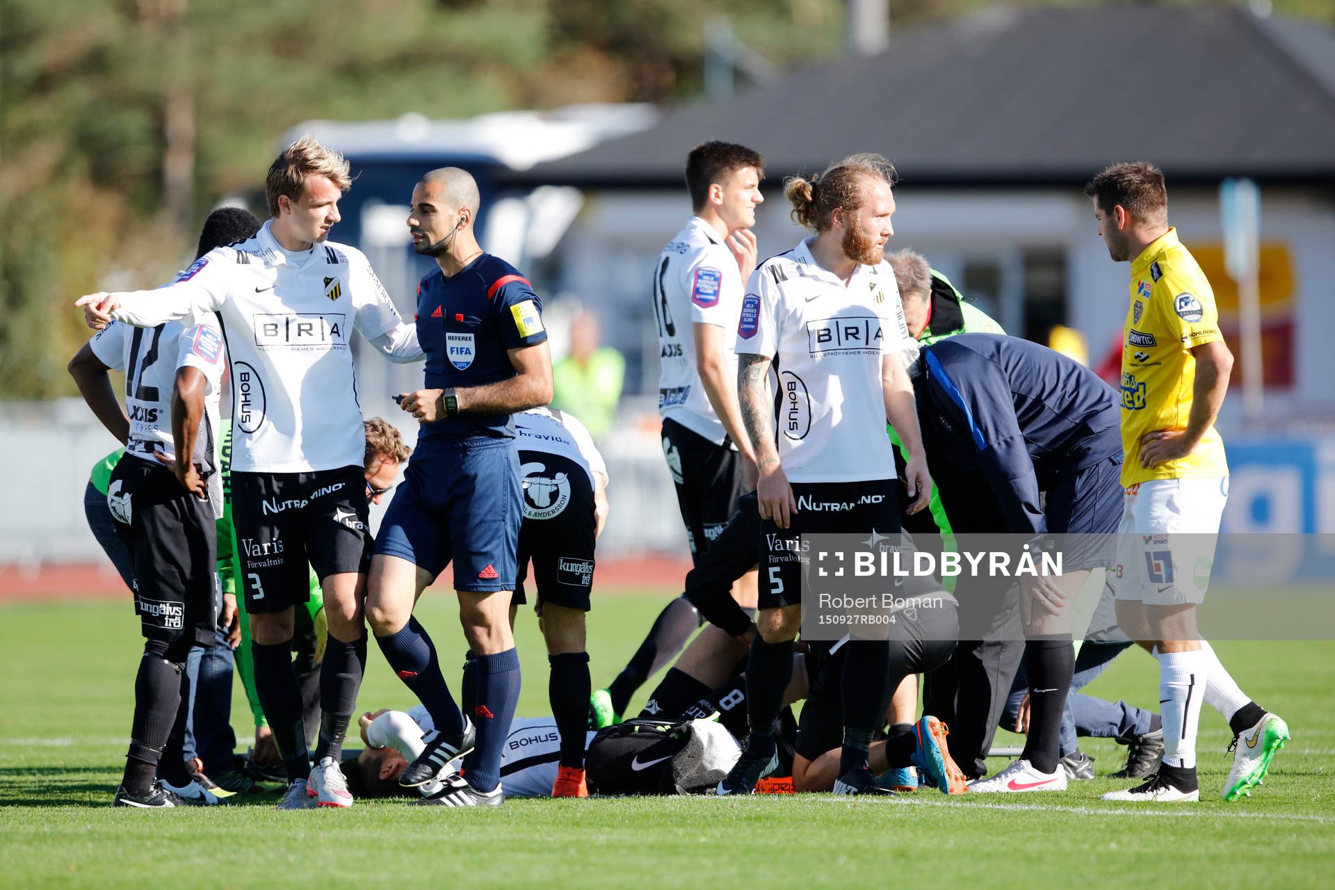 Häckens Ivo Pekalski ligger på marken