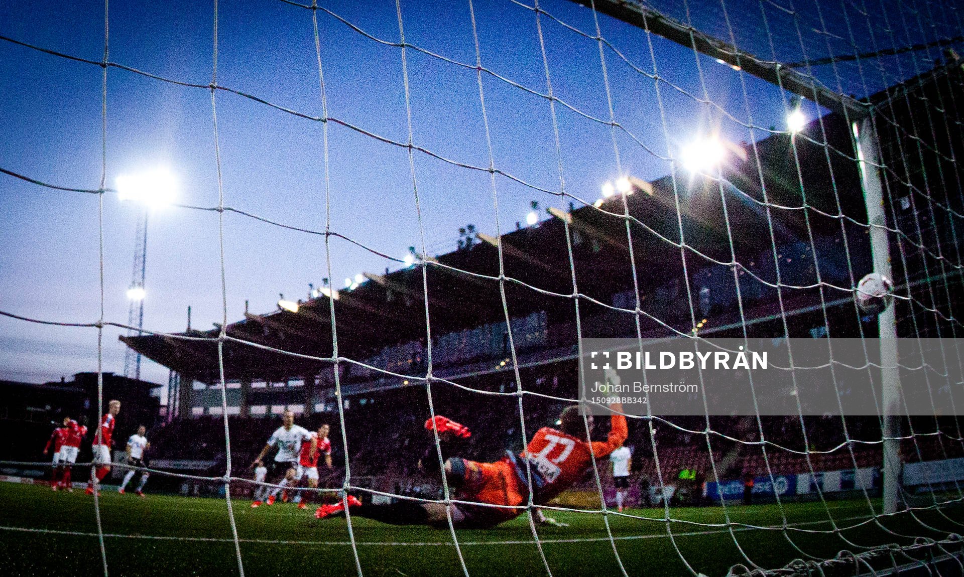 Örebros Martin Broberg gör 1-0