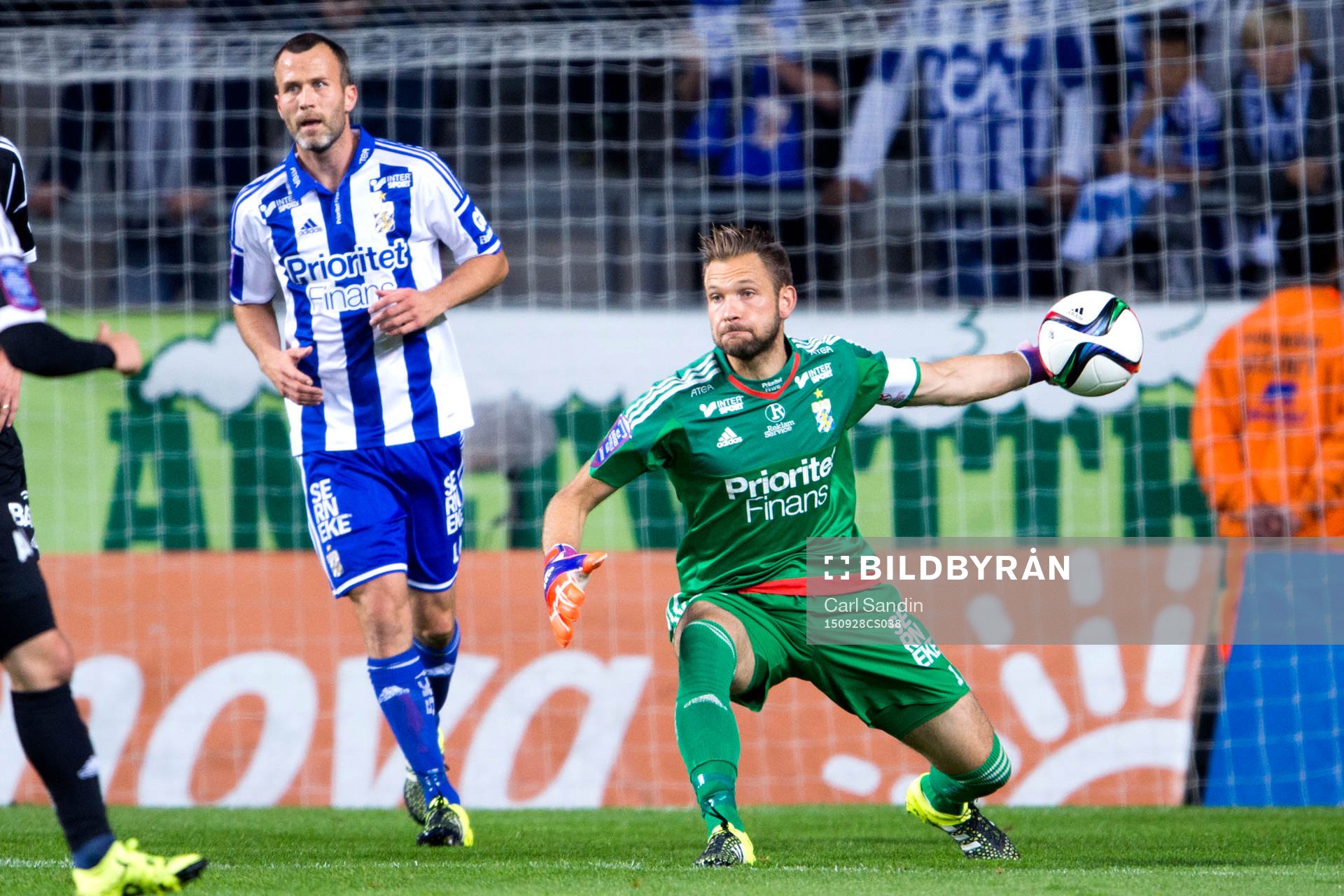 IFK Göteborgs Hjalmar Jonsson och målvakt John Alvbåge