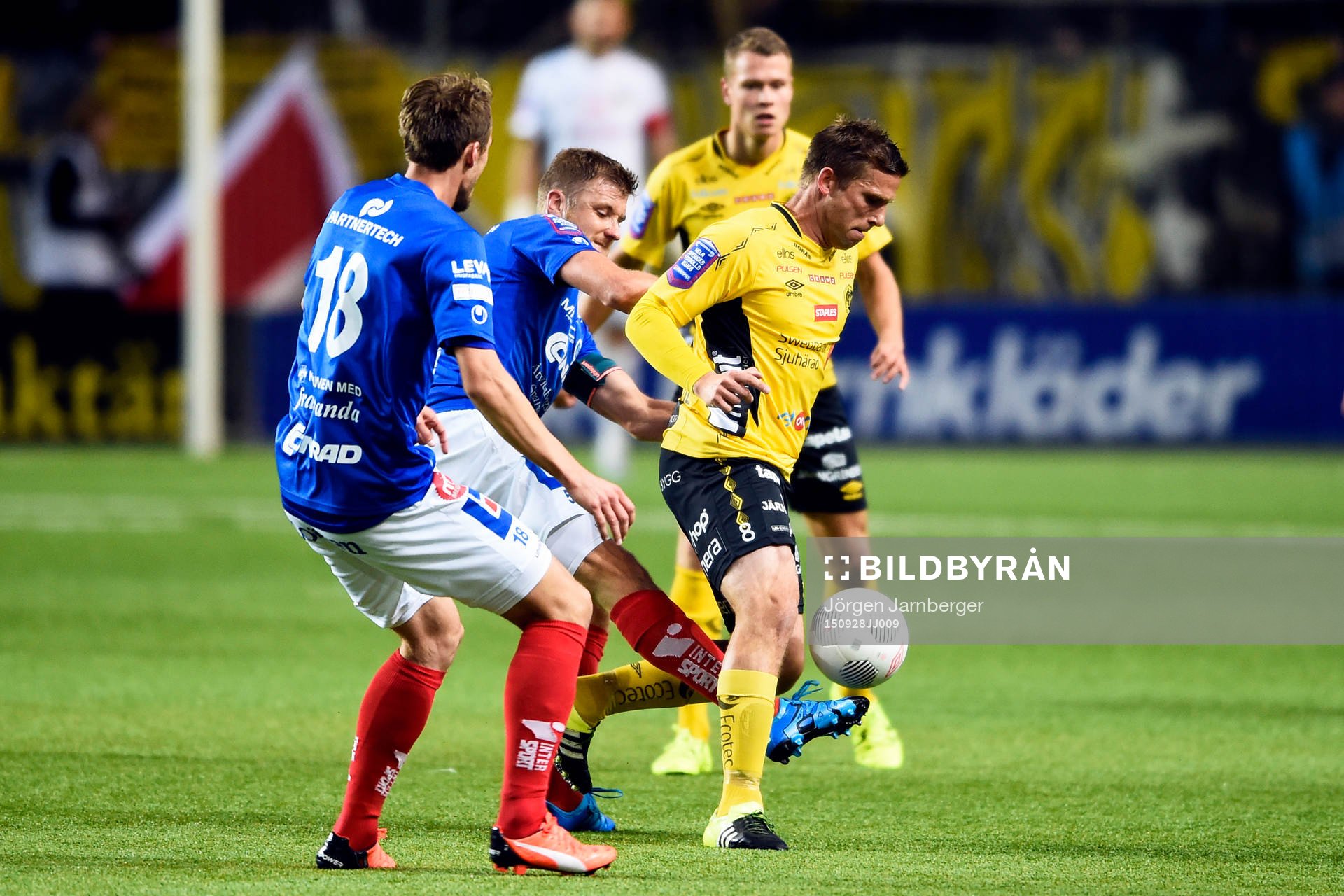 Elfsborgs Anders Svensson och Åtvidabergs Christoffer
