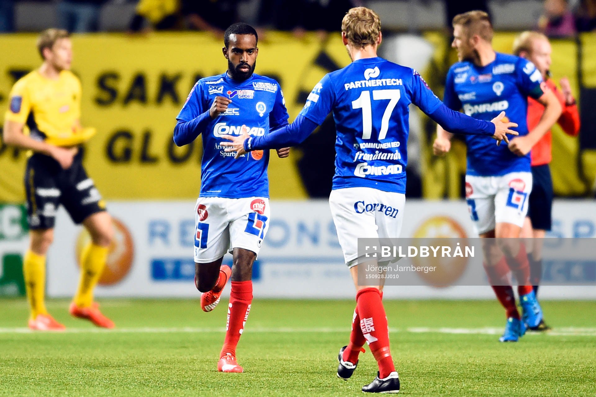 Åtvidabergs Mohammed Abubakari jublar