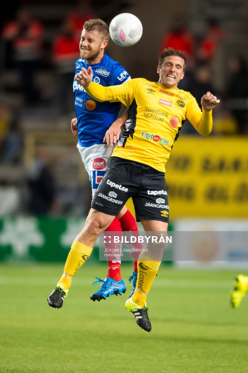Duell mellan Elfsborgs Anders Svensson och Åtvidabergs