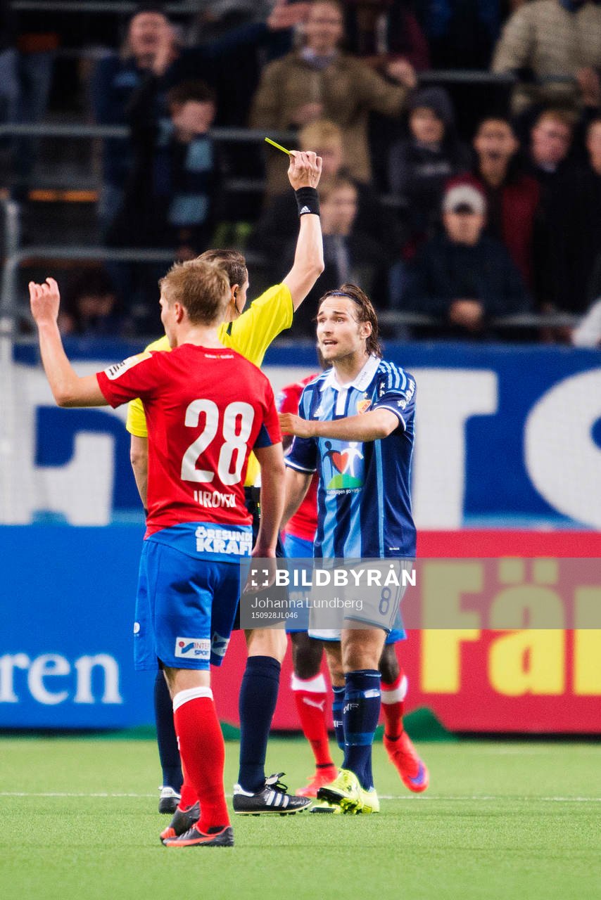 Djurgårdens Kevin Walker reagerar när han tilldelas ett