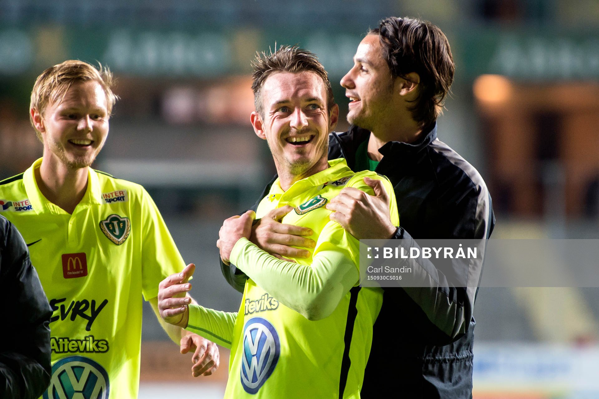 Jönköpings Daryl Smylie jublar